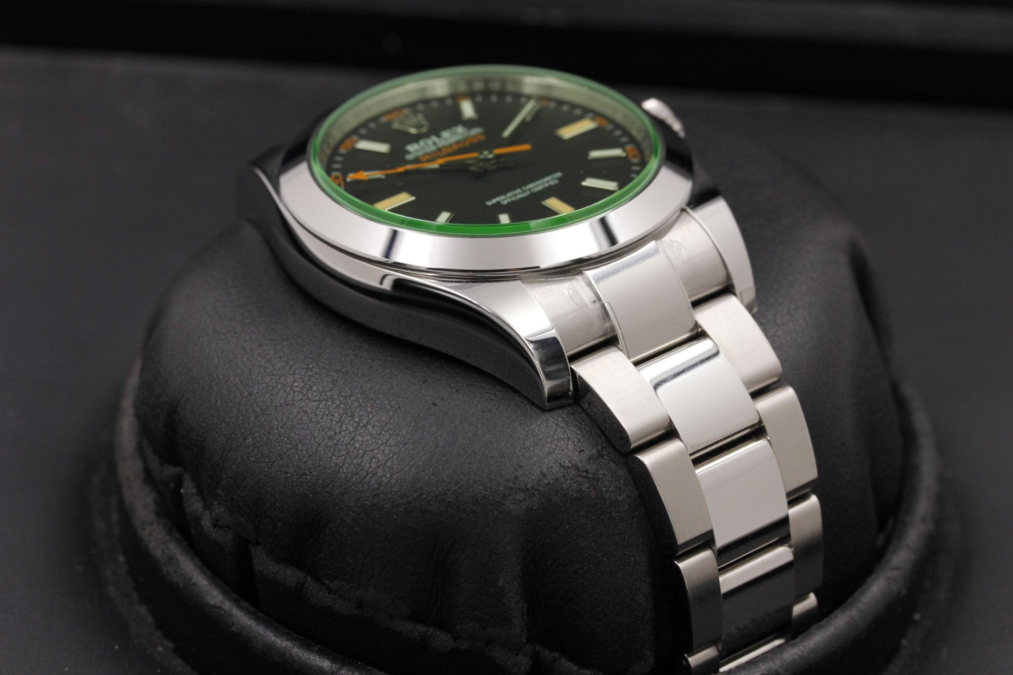 Watch Image 7