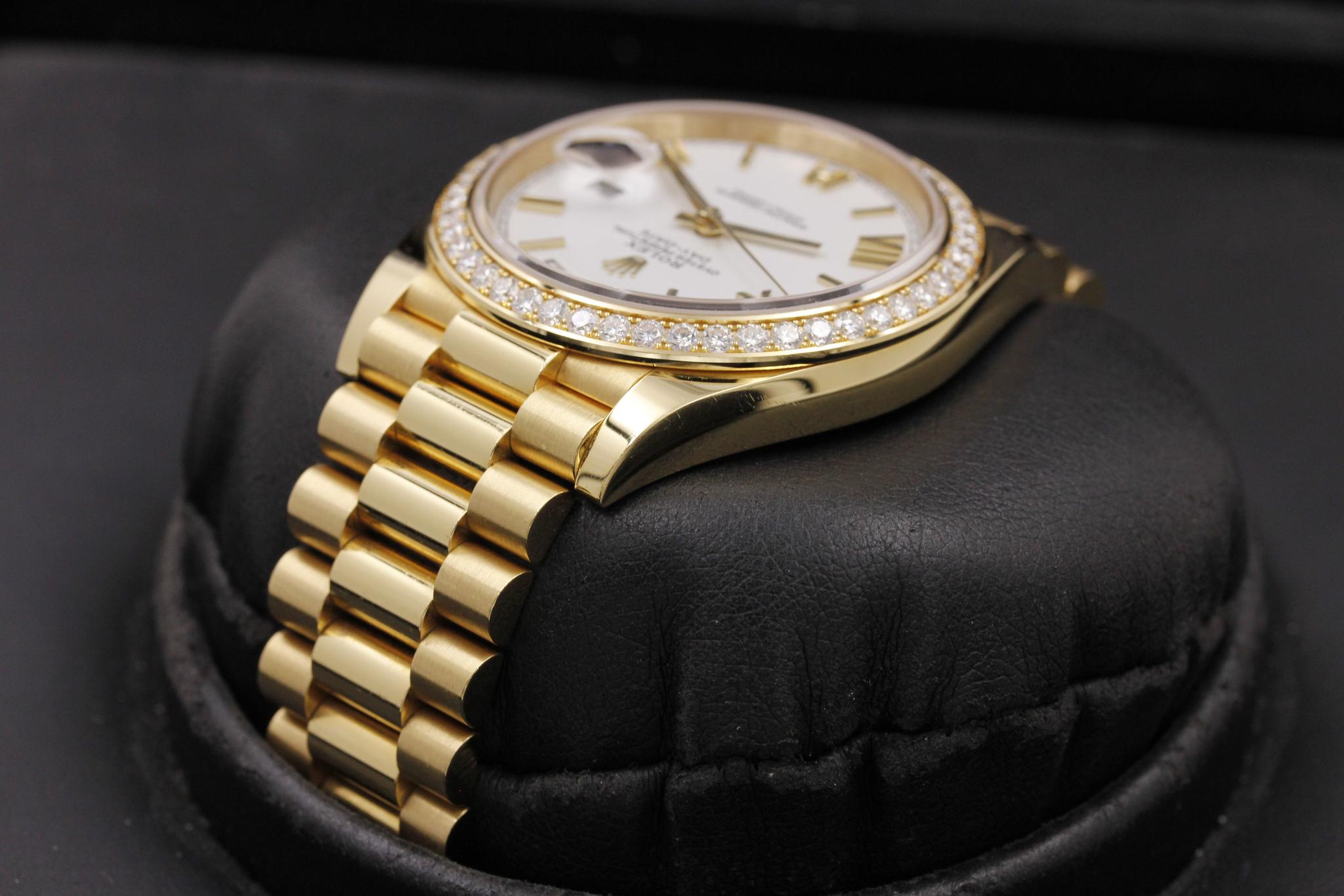 Watch Image 6