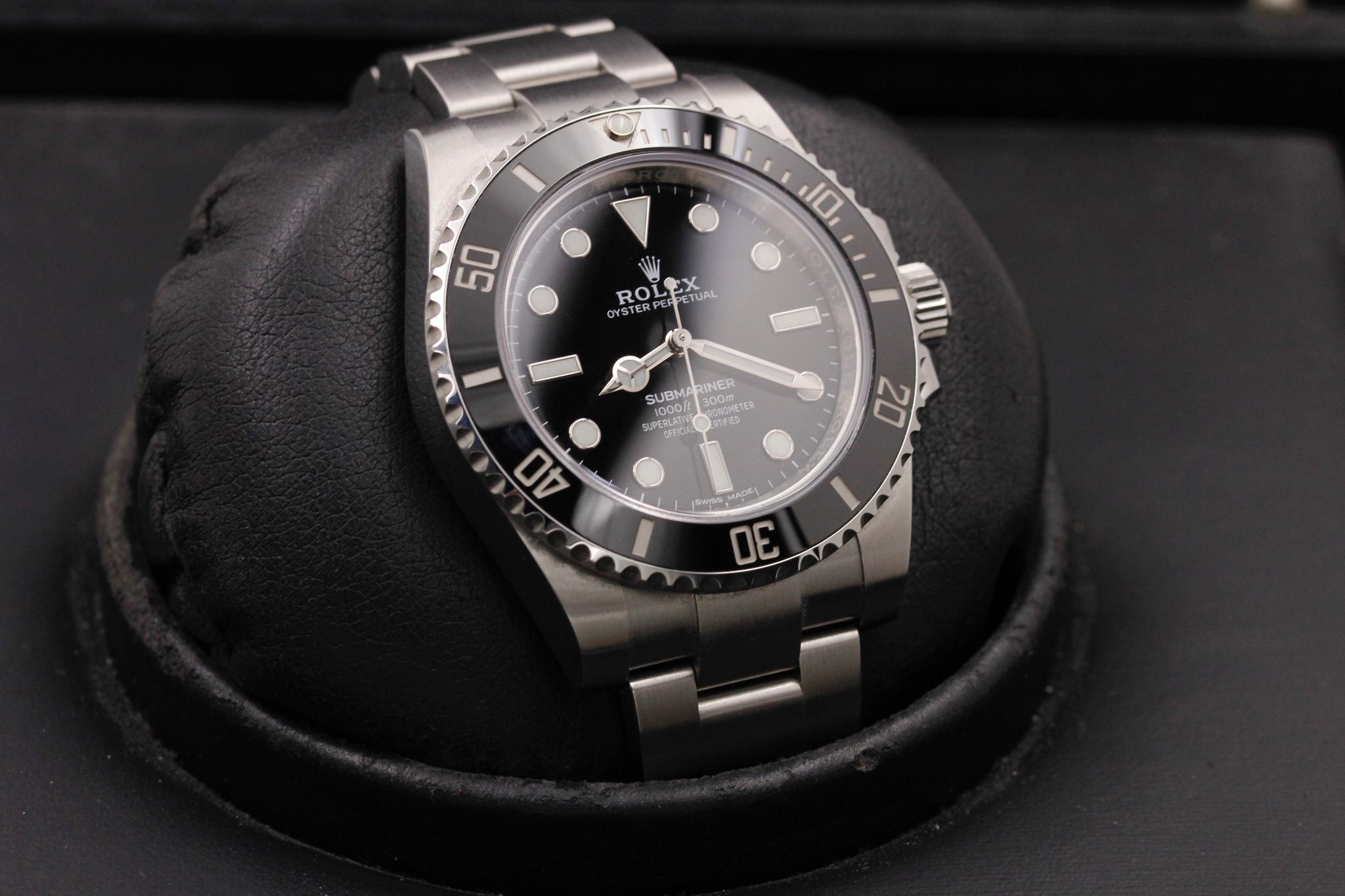 Watch Image 10