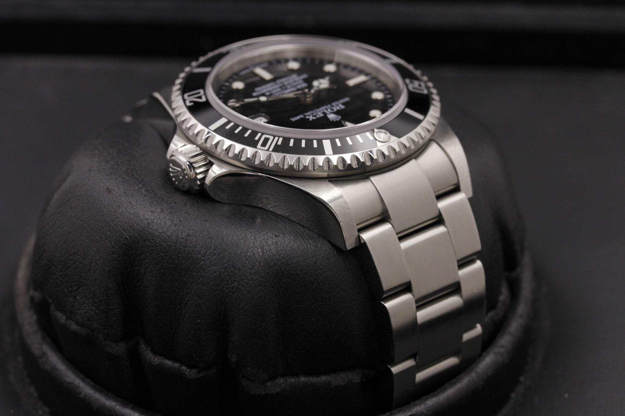 Watch Image 4