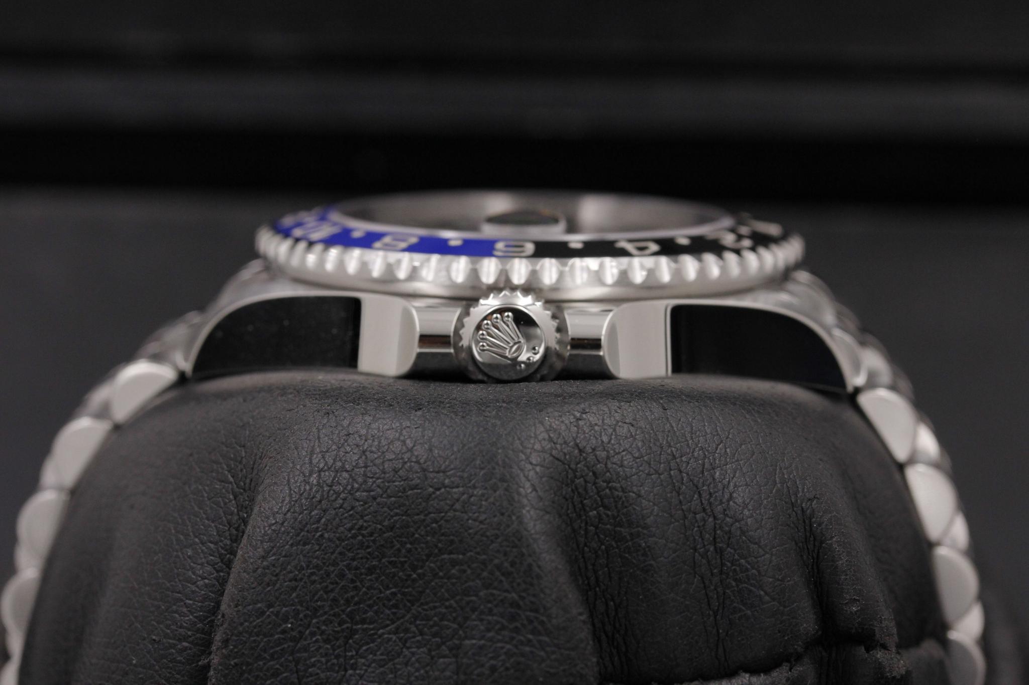 Watch Image 3