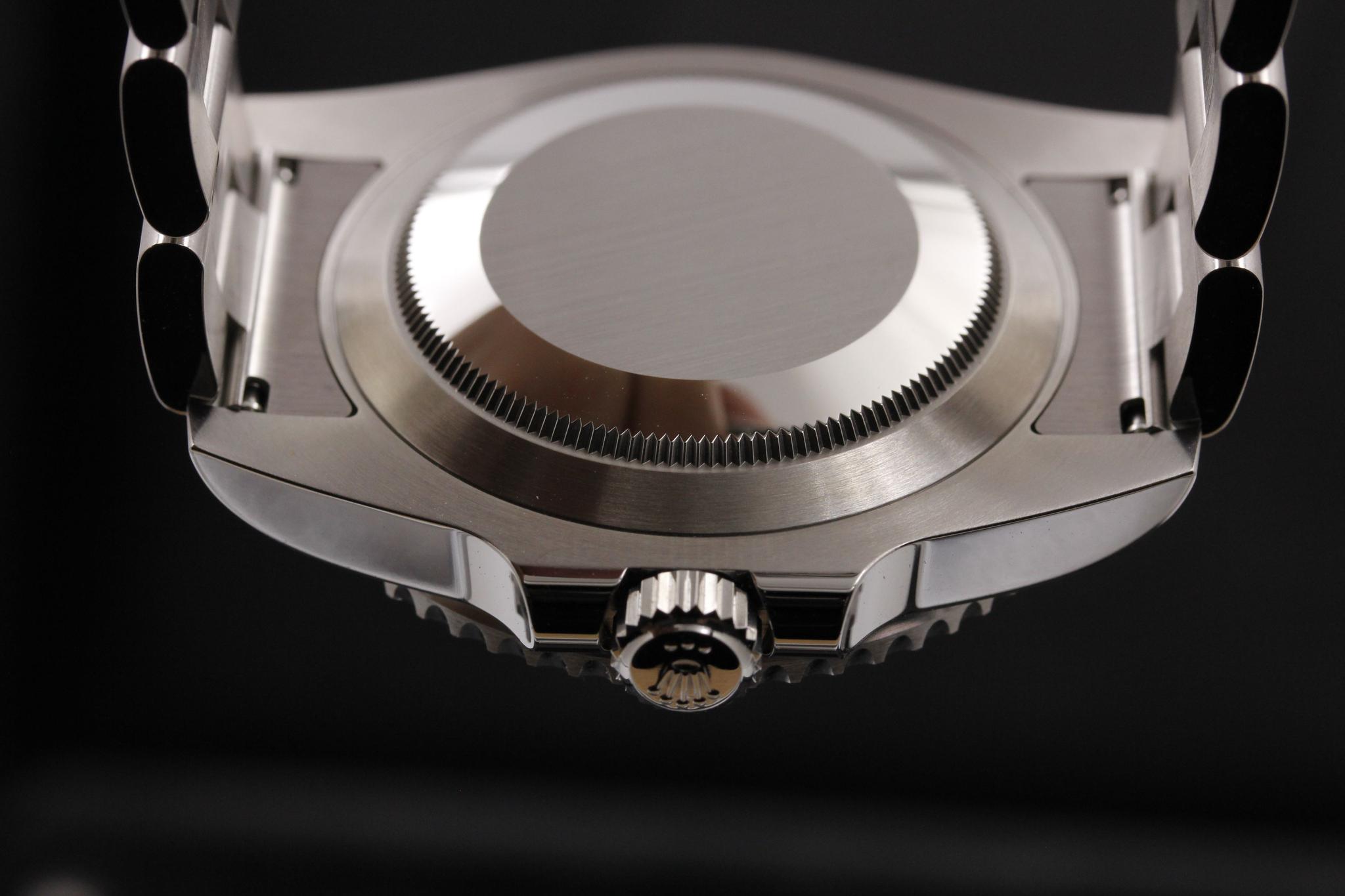 Watch Image 7