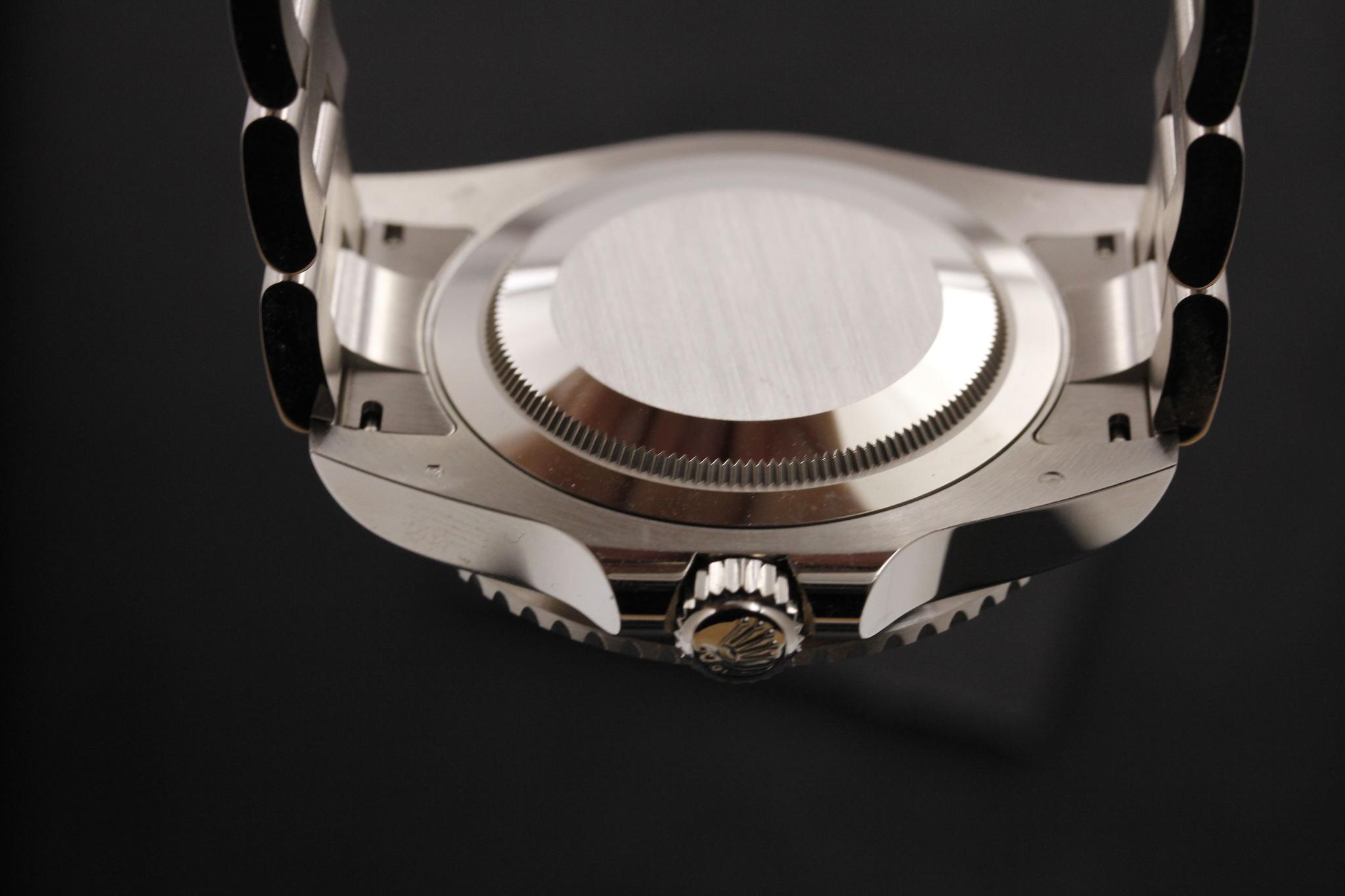 Watch Image 7