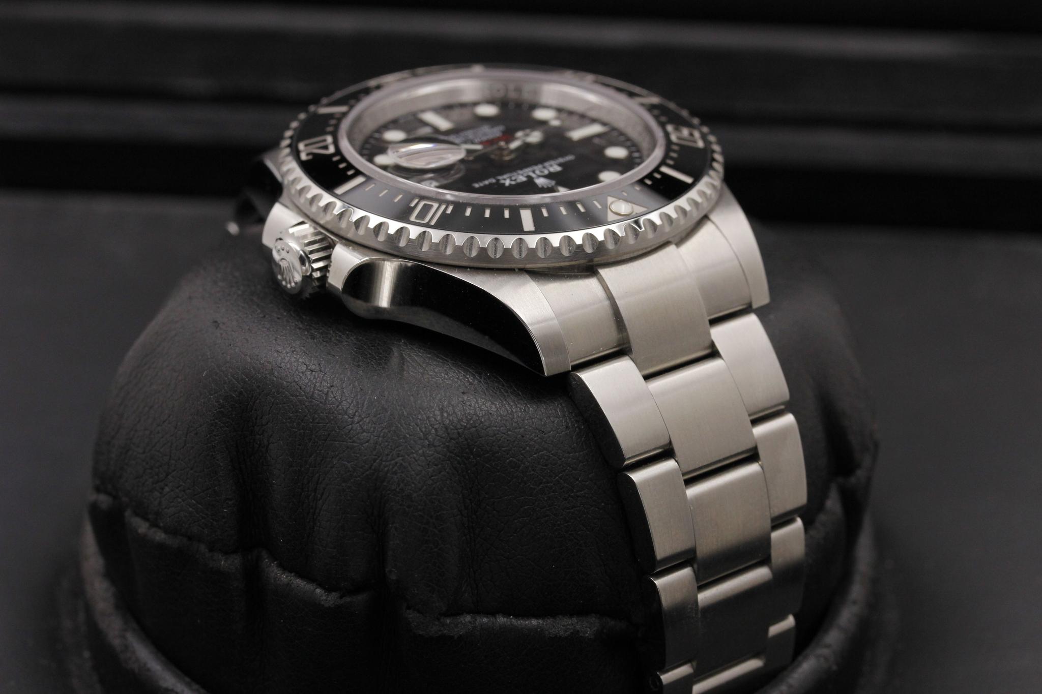 Watch Image 4