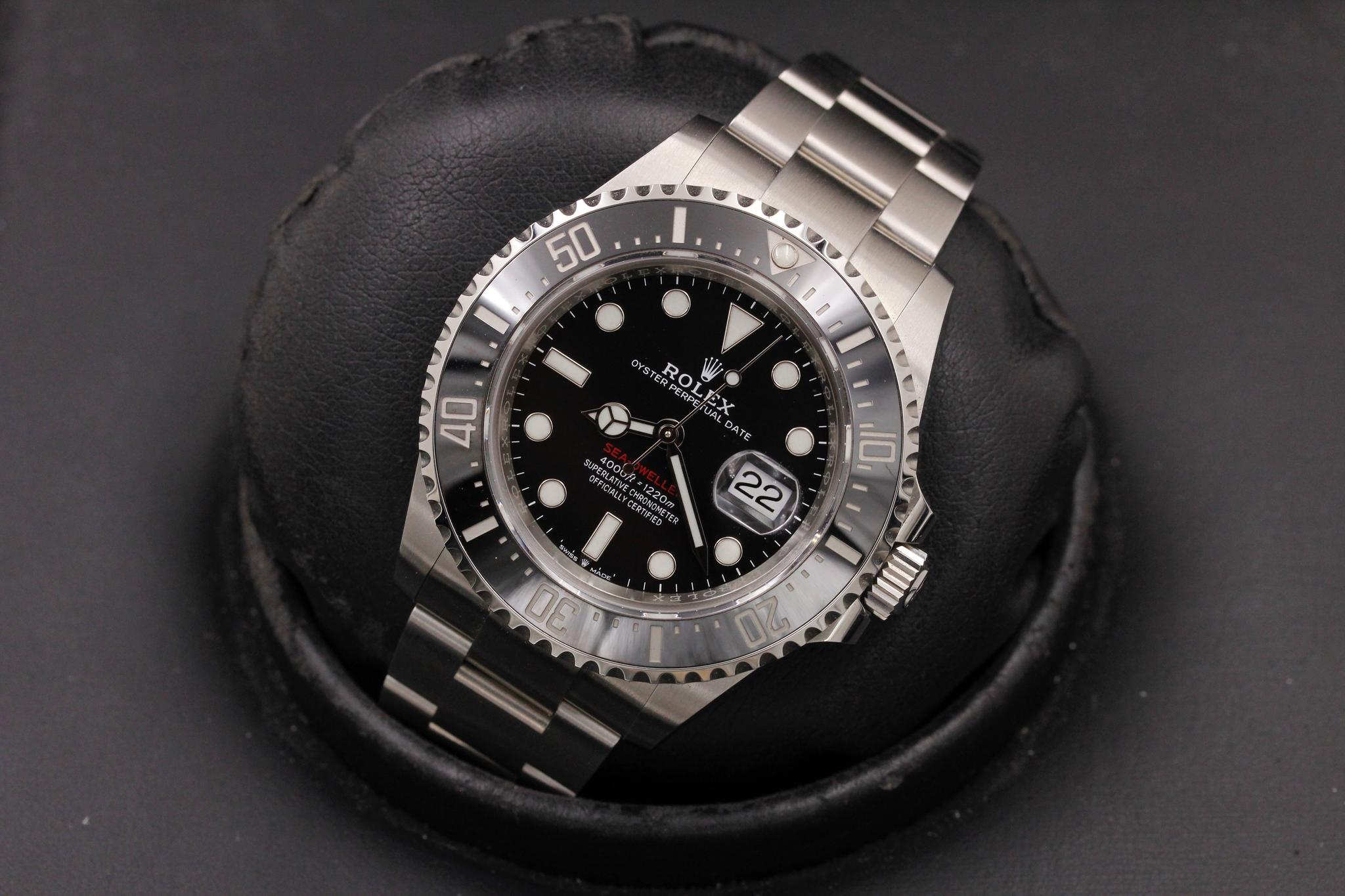 Watch Image 9