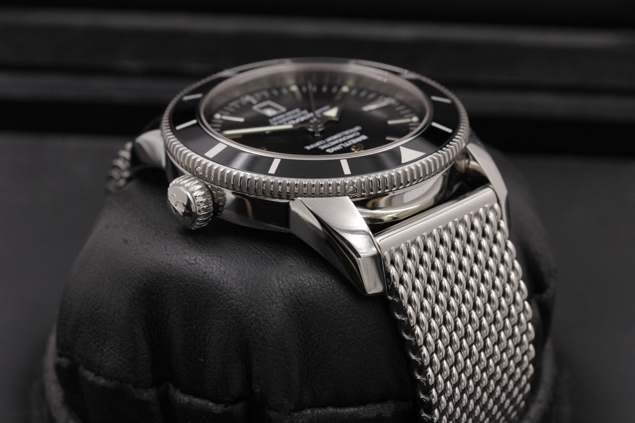 Watch Image 4