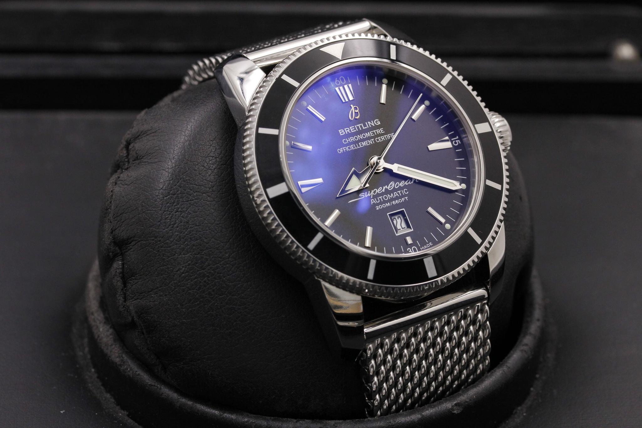 Watch Image 10