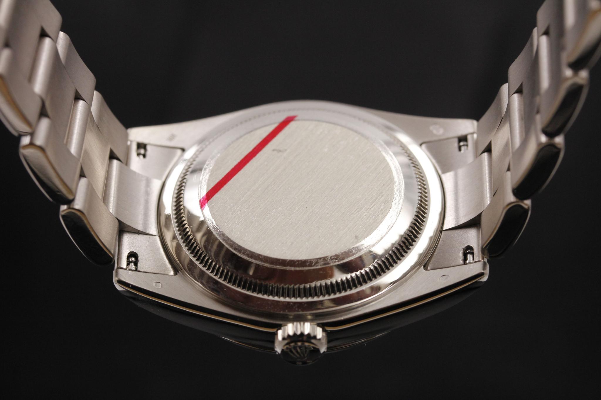 Watch Image 7