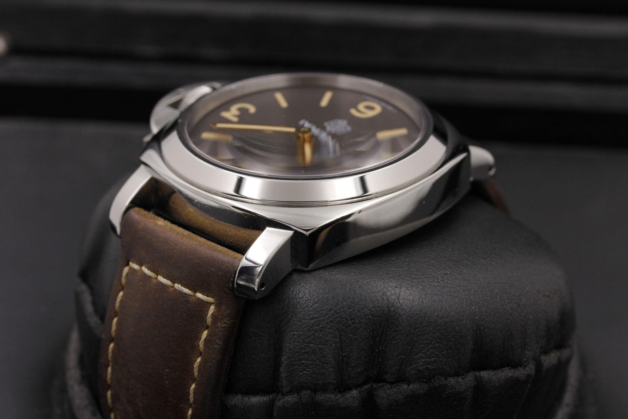 Watch Image 5