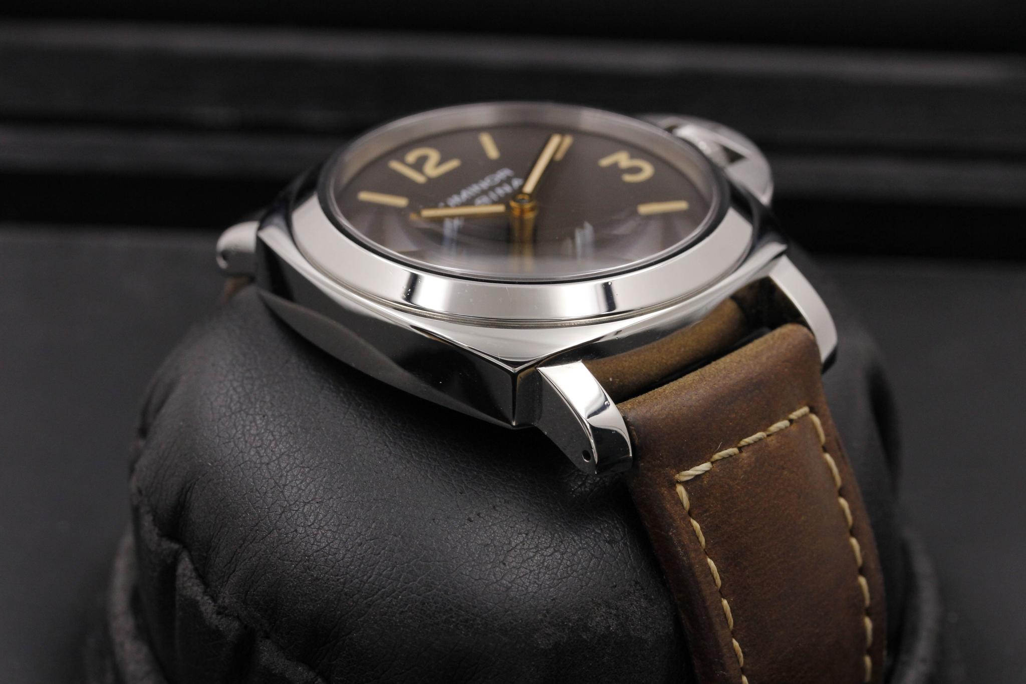 Watch Image 6