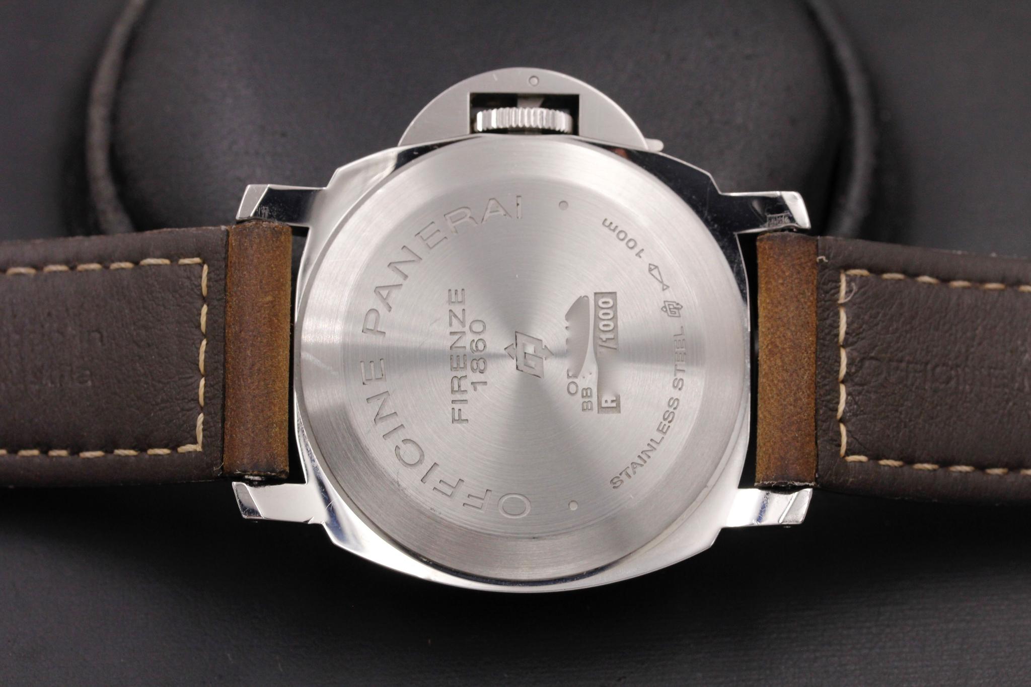 Watch Image 7