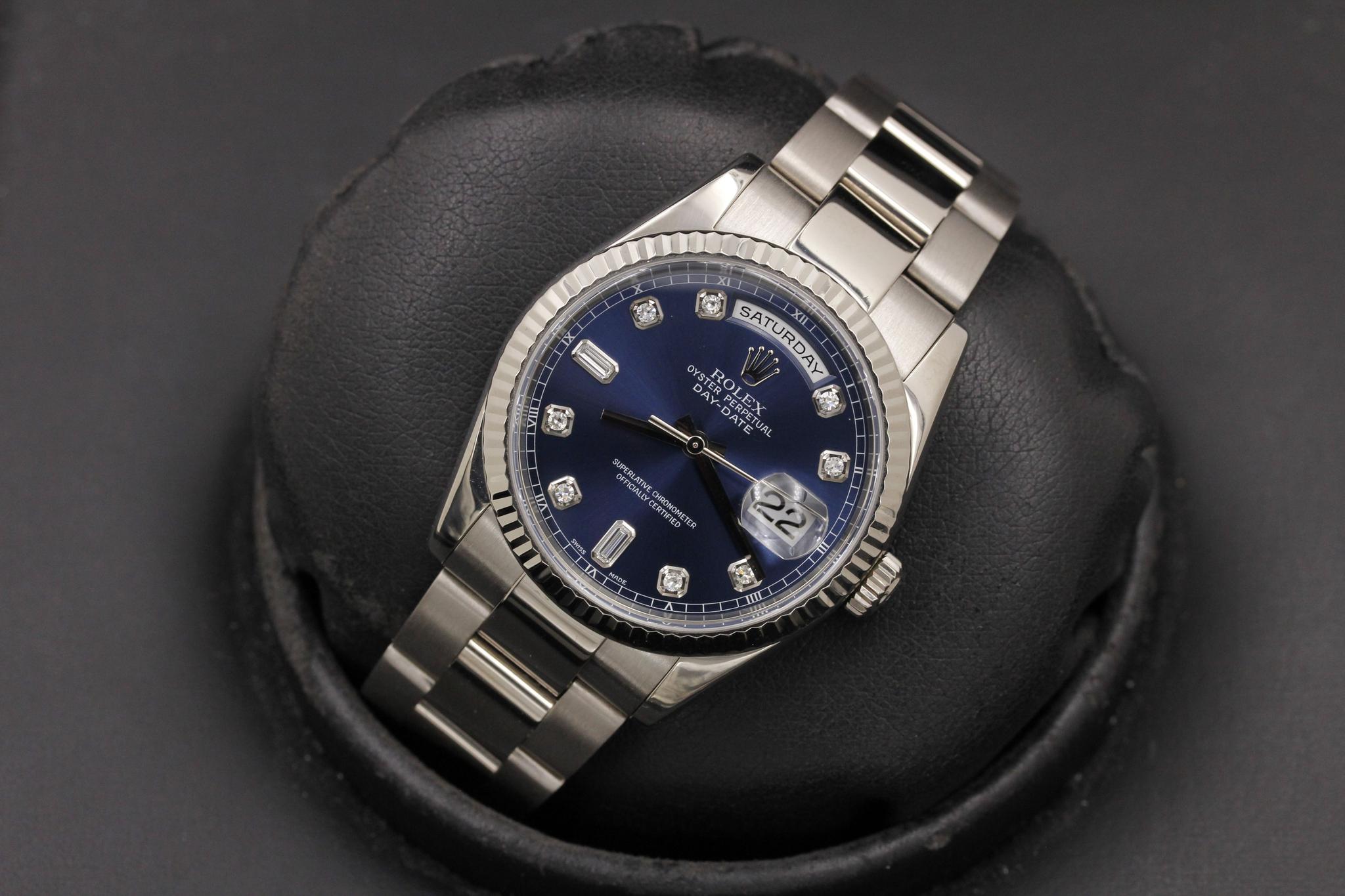 Watch Image 10