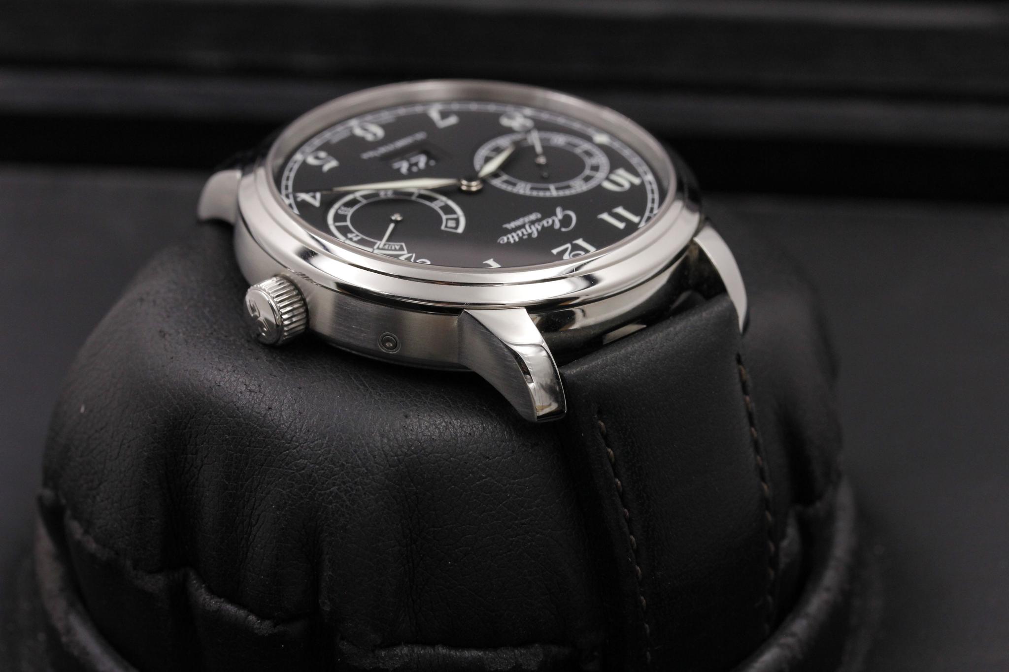 Watch Image 4