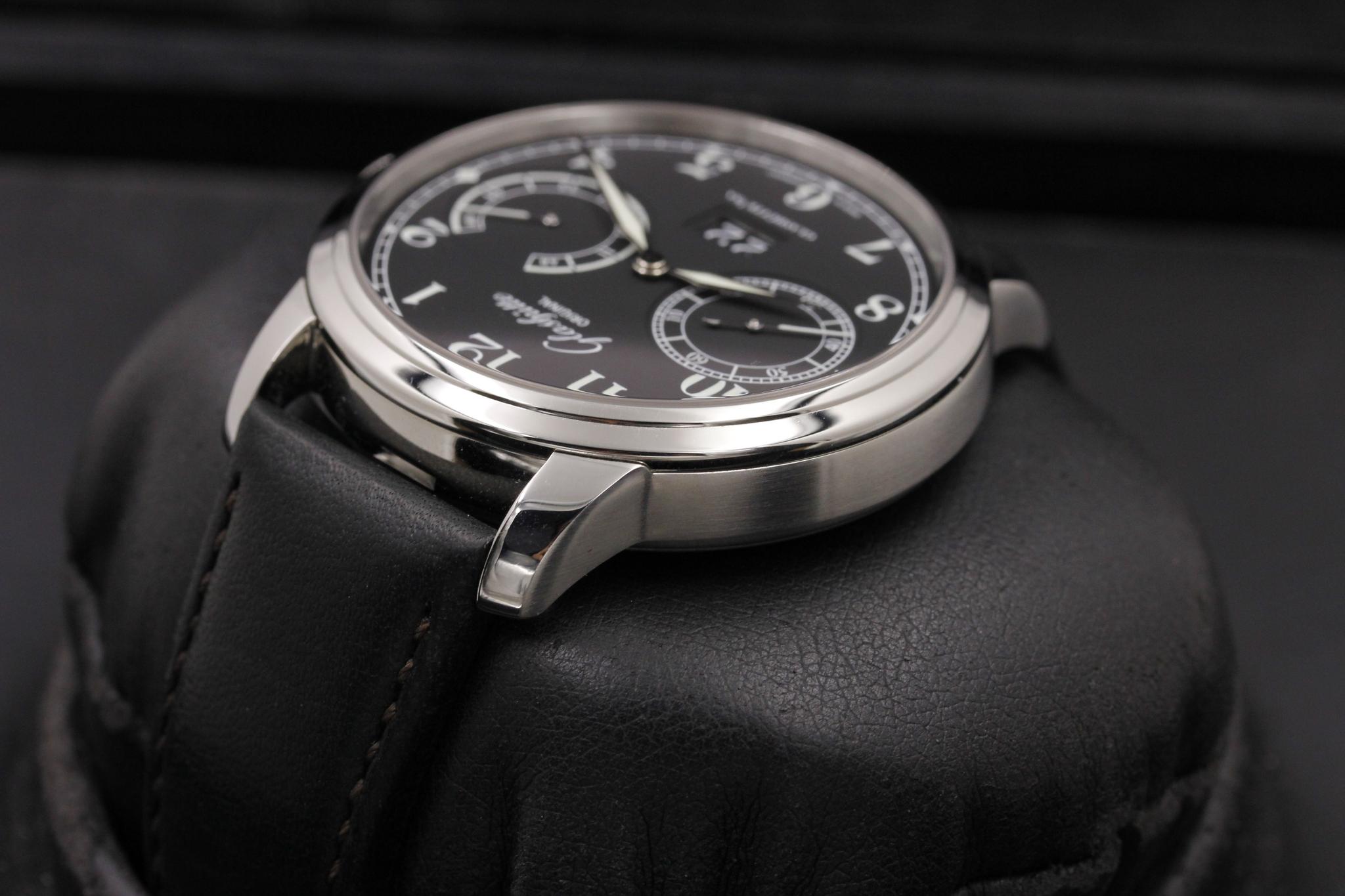 Watch Image 6