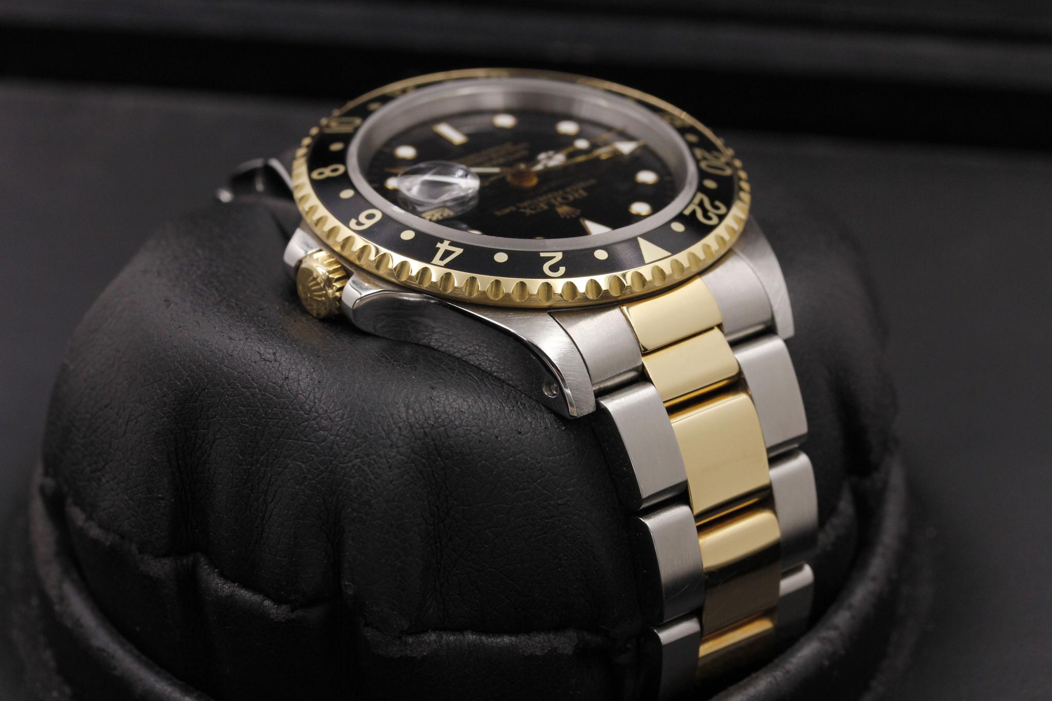 Watch Image 4