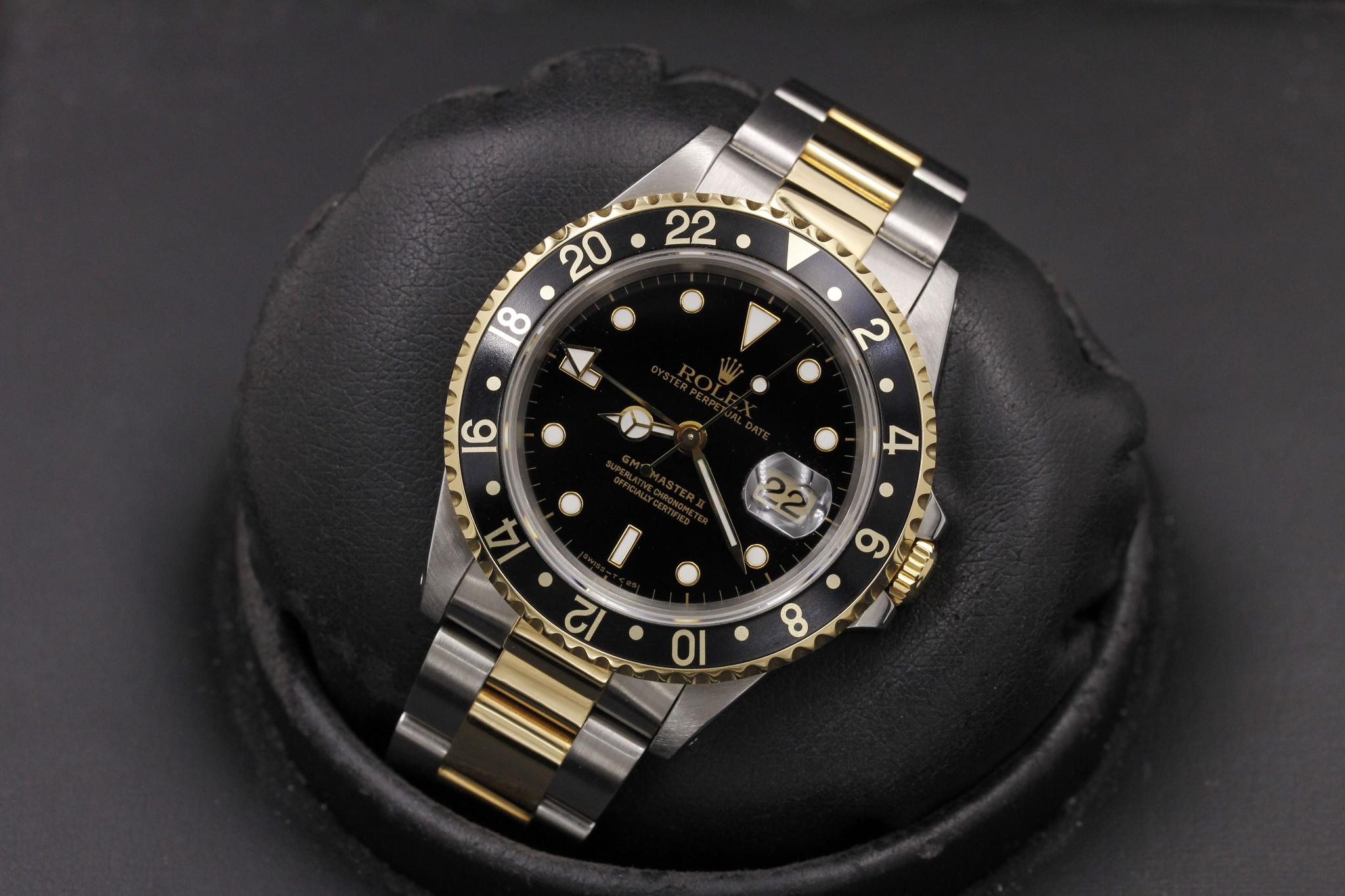 Watch Image 11