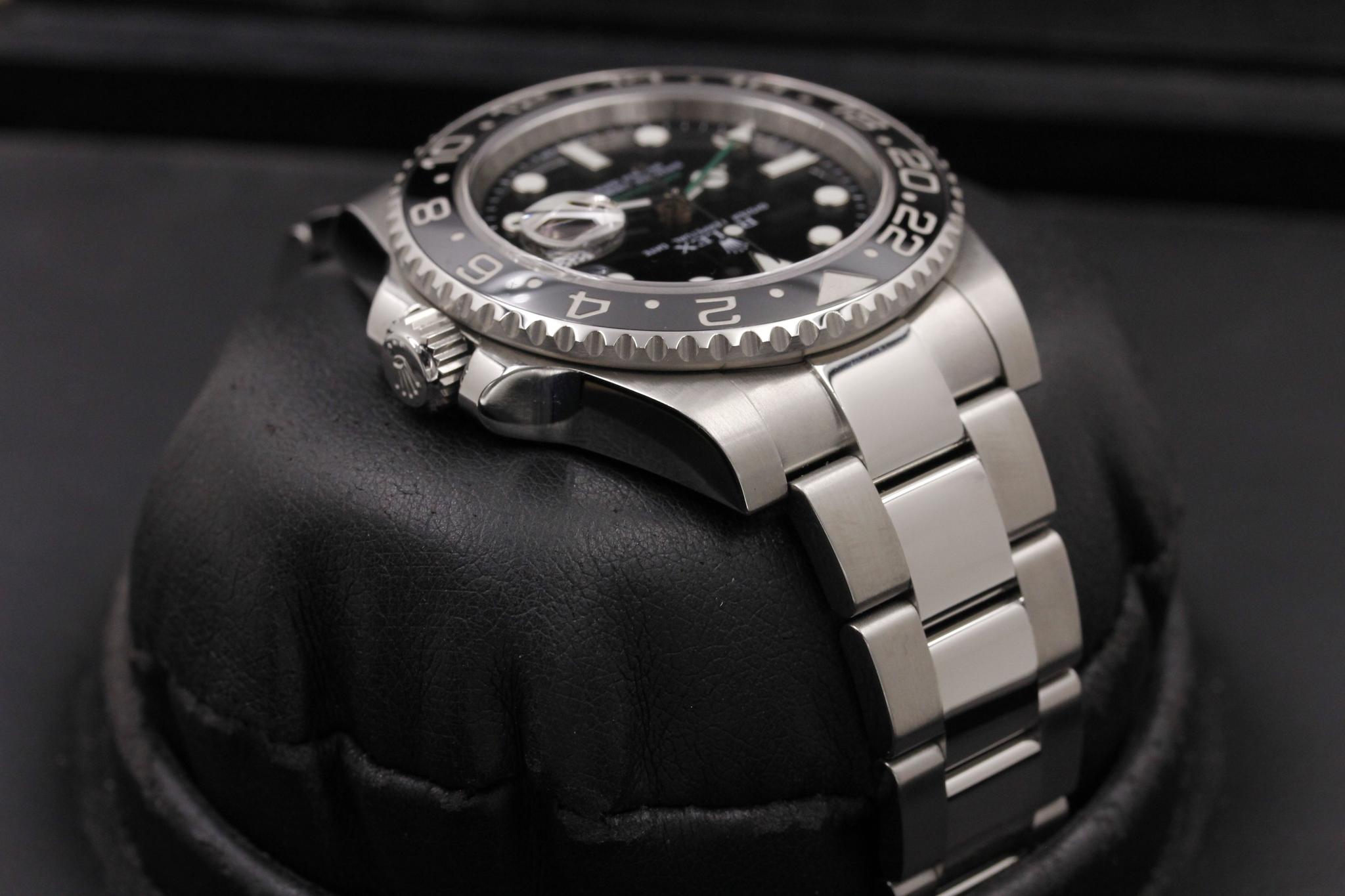 Watch Image 4