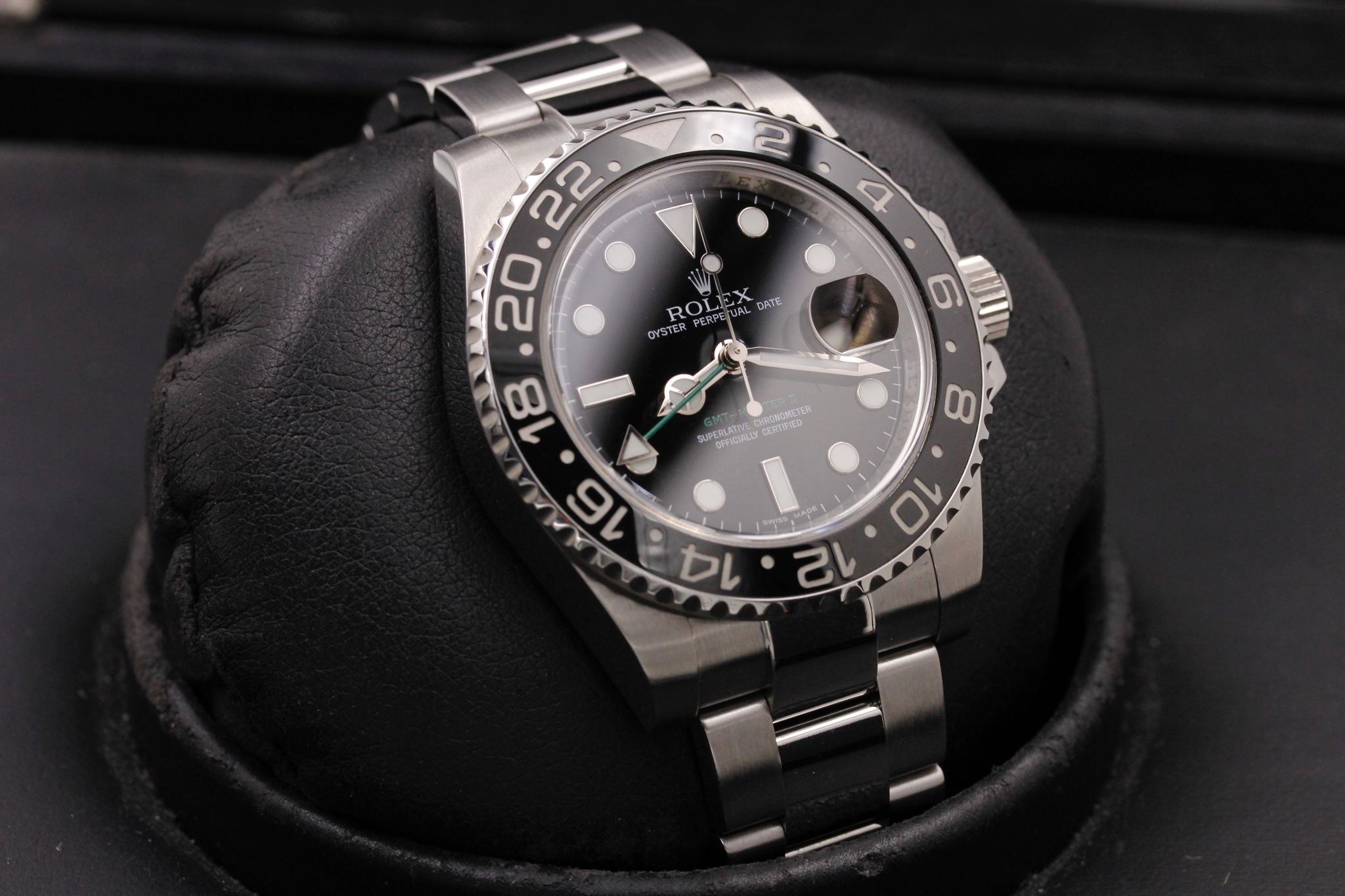 Watch Image 10
