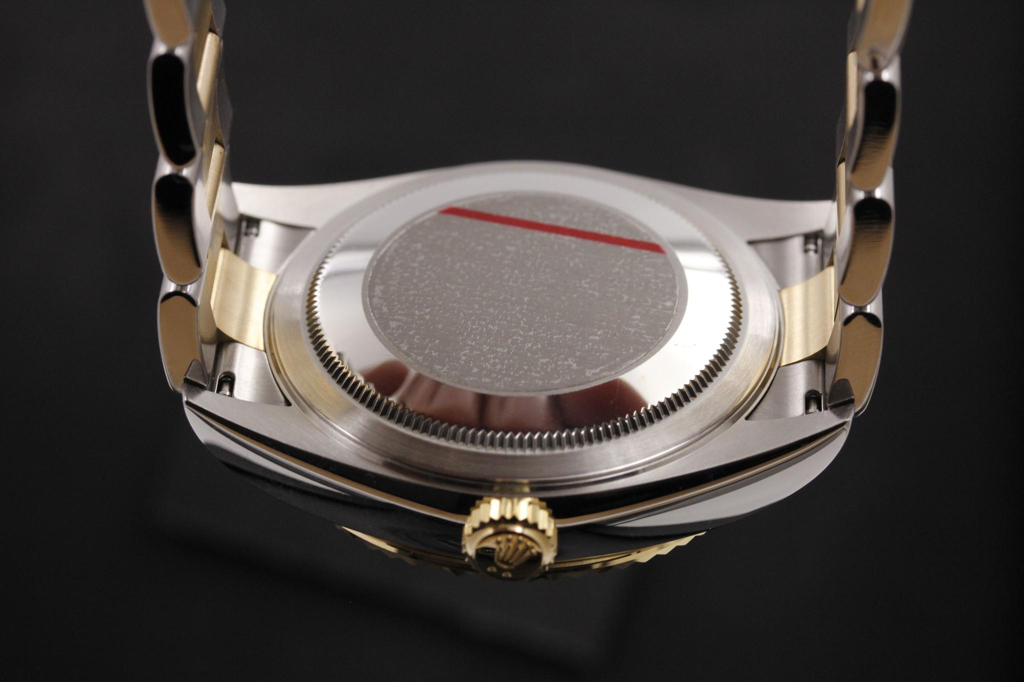 Watch Image 7