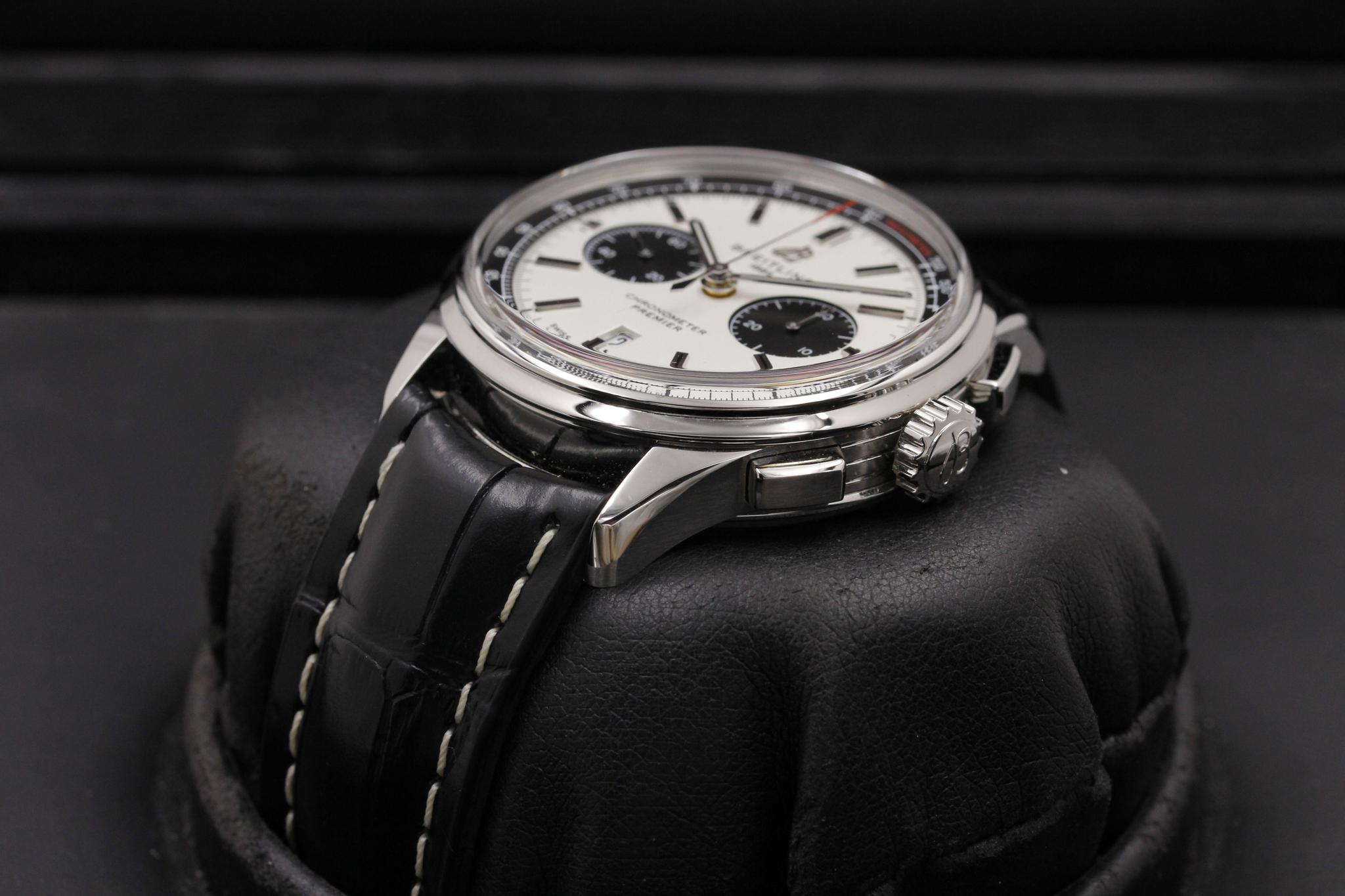 Watch Image 2