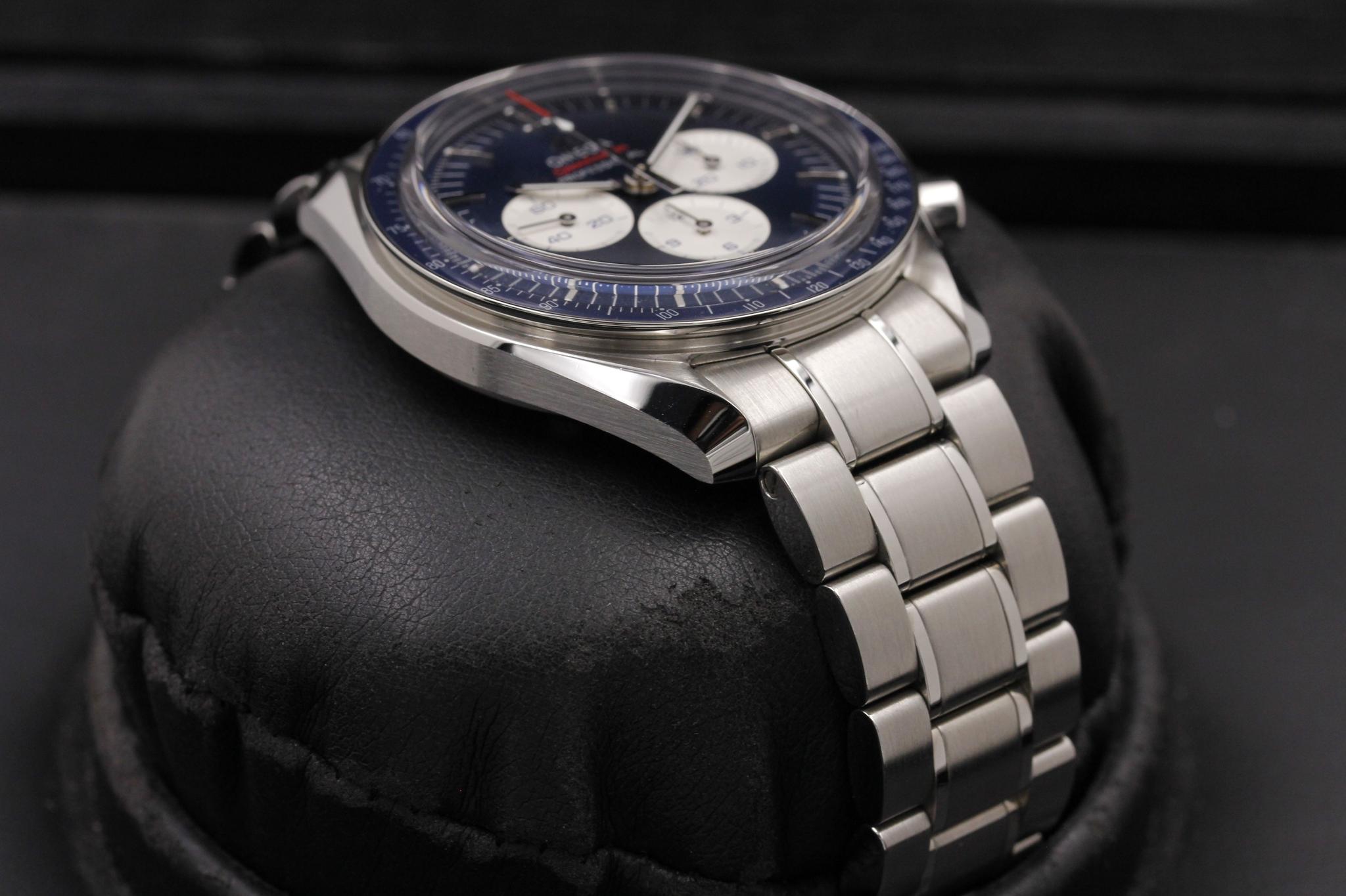 Watch Image 6