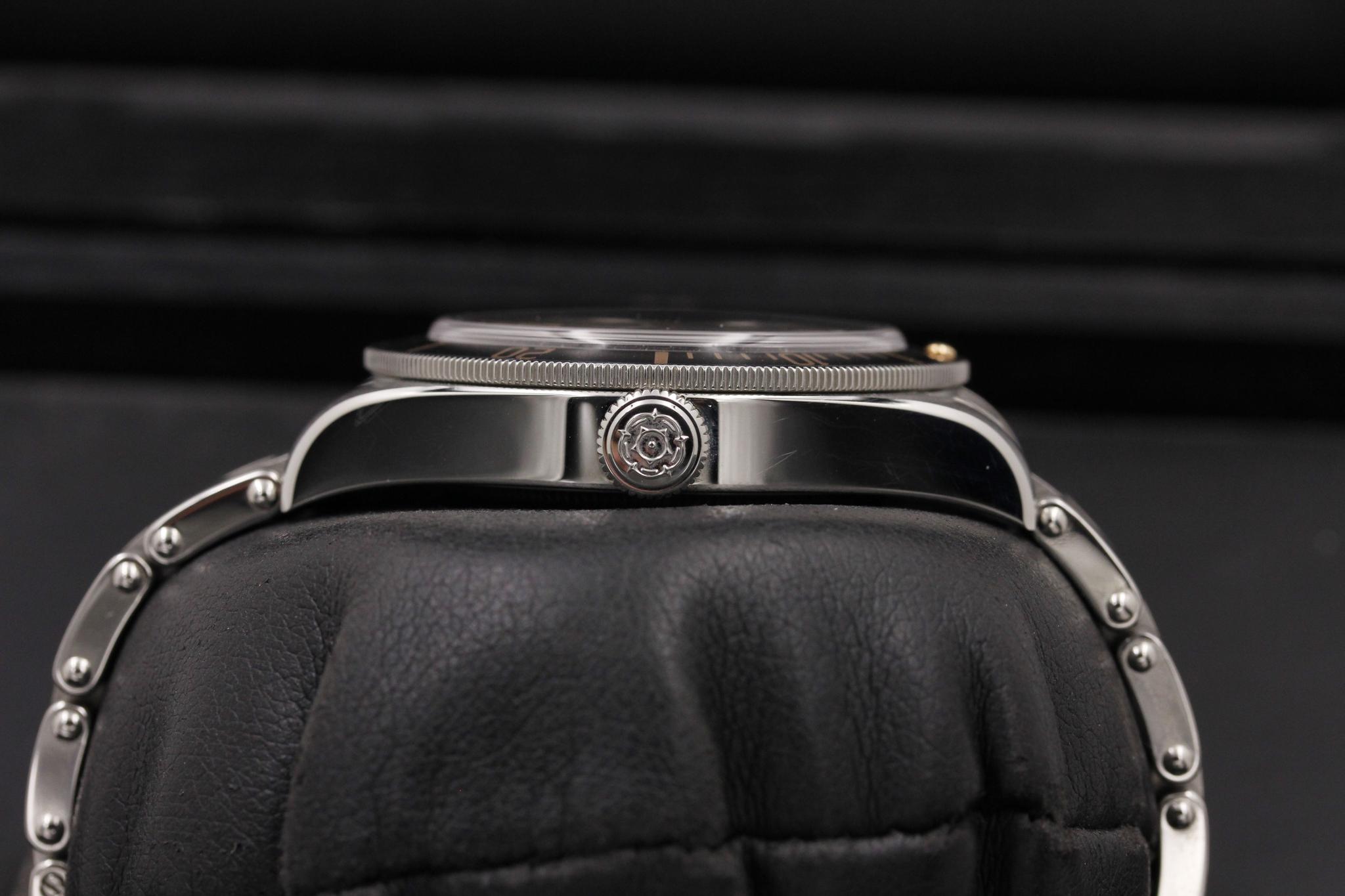 Watch Image 3