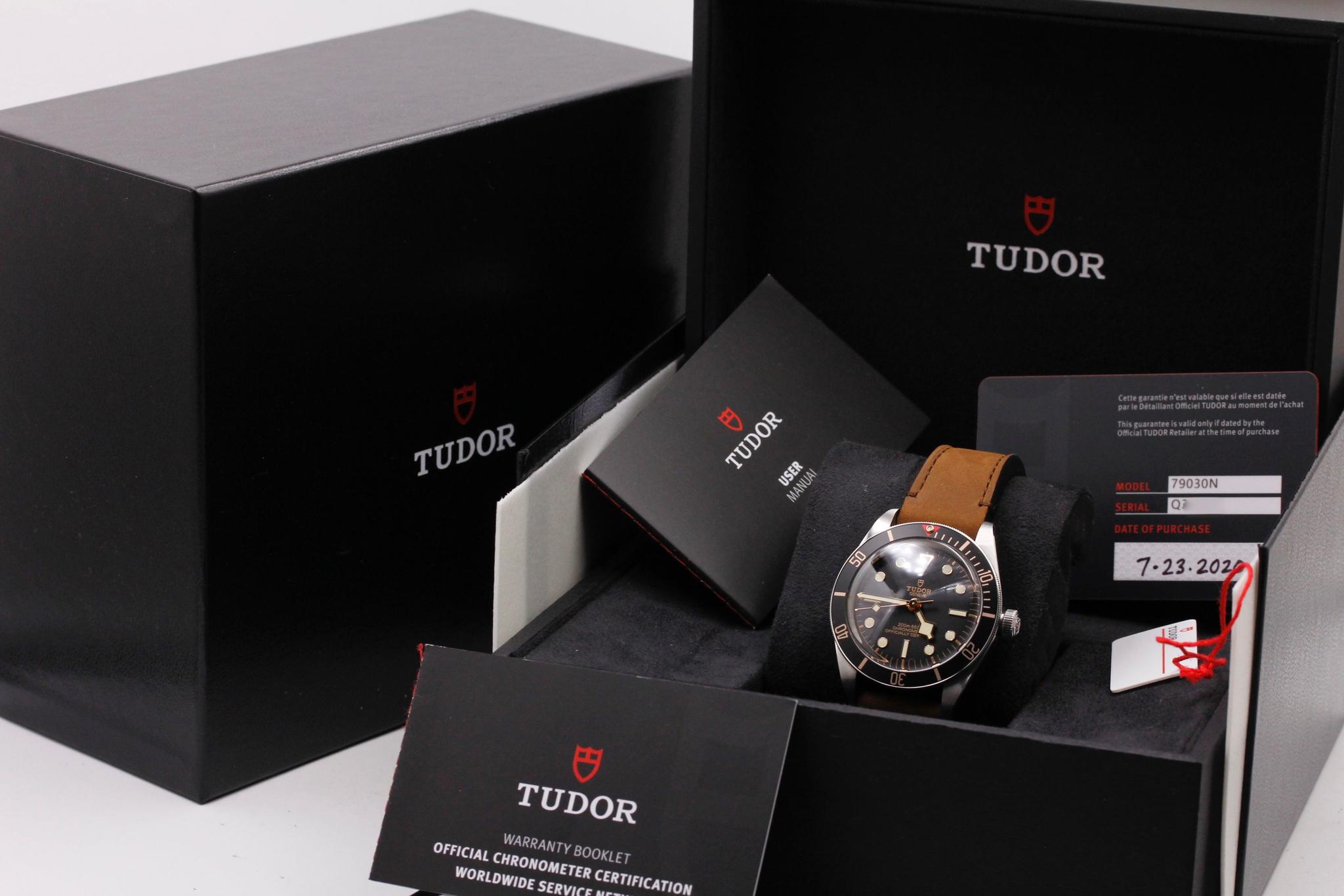 Watch Image 11