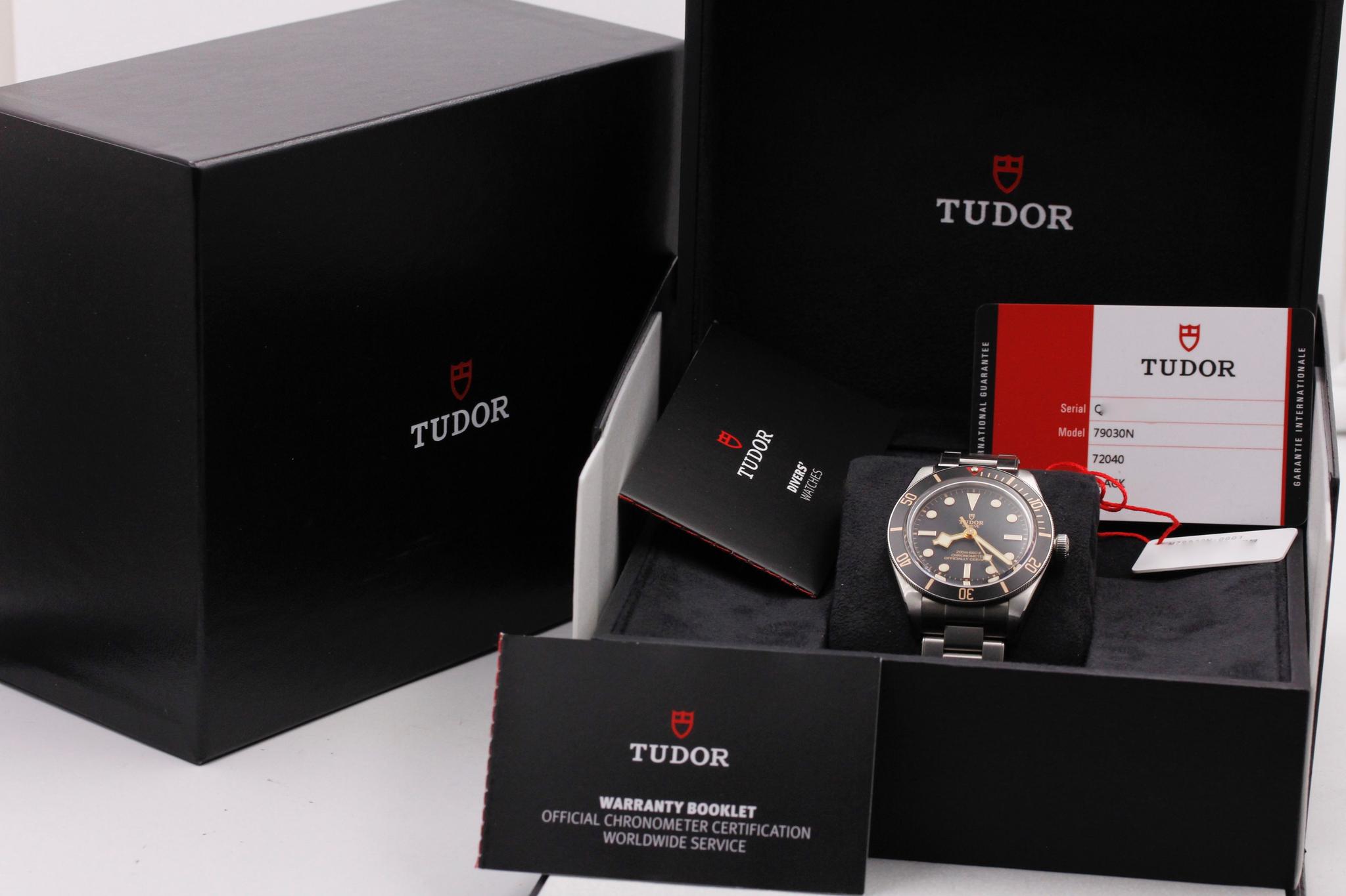 Watch Image 11