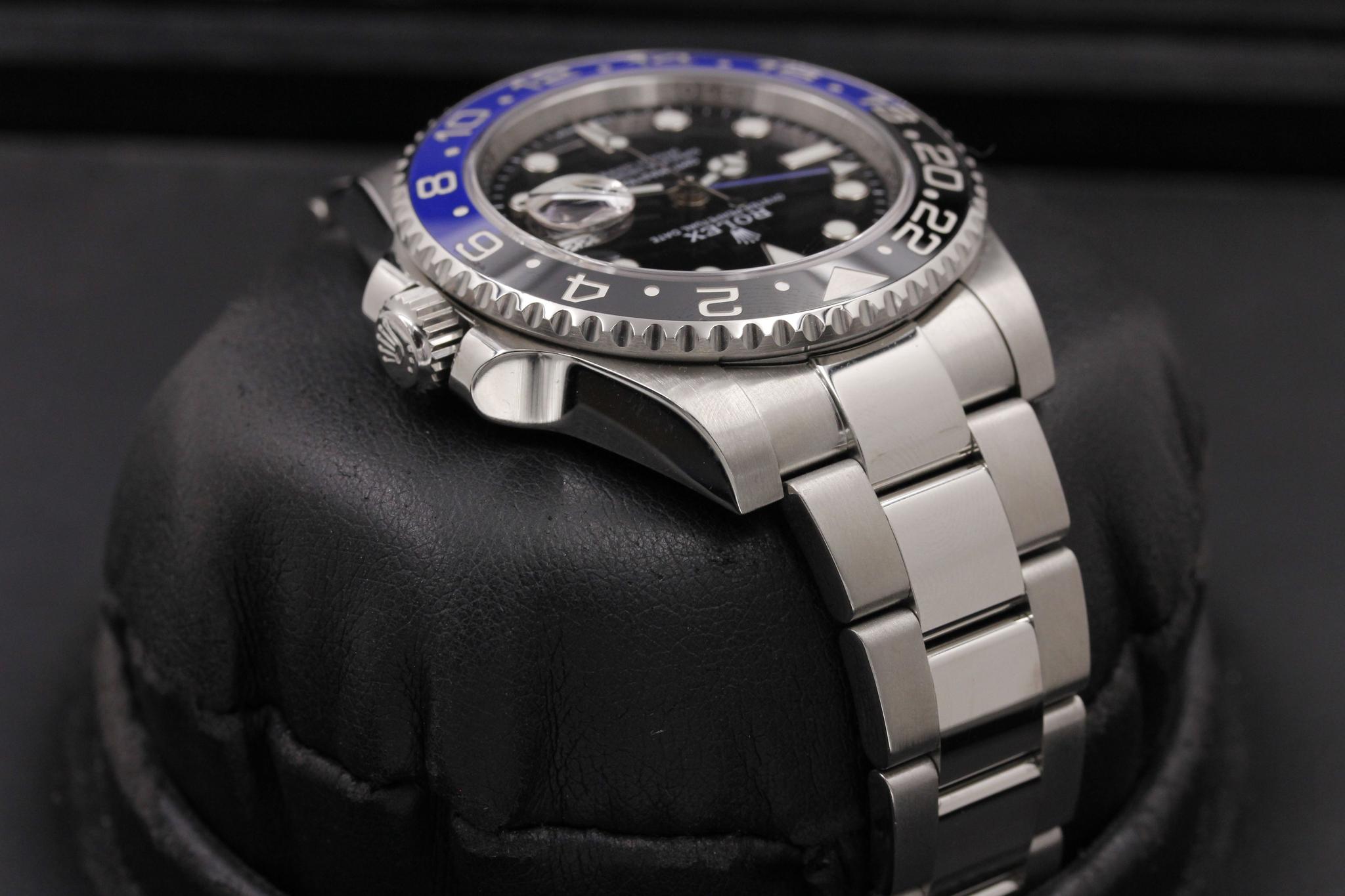 Watch Image 4