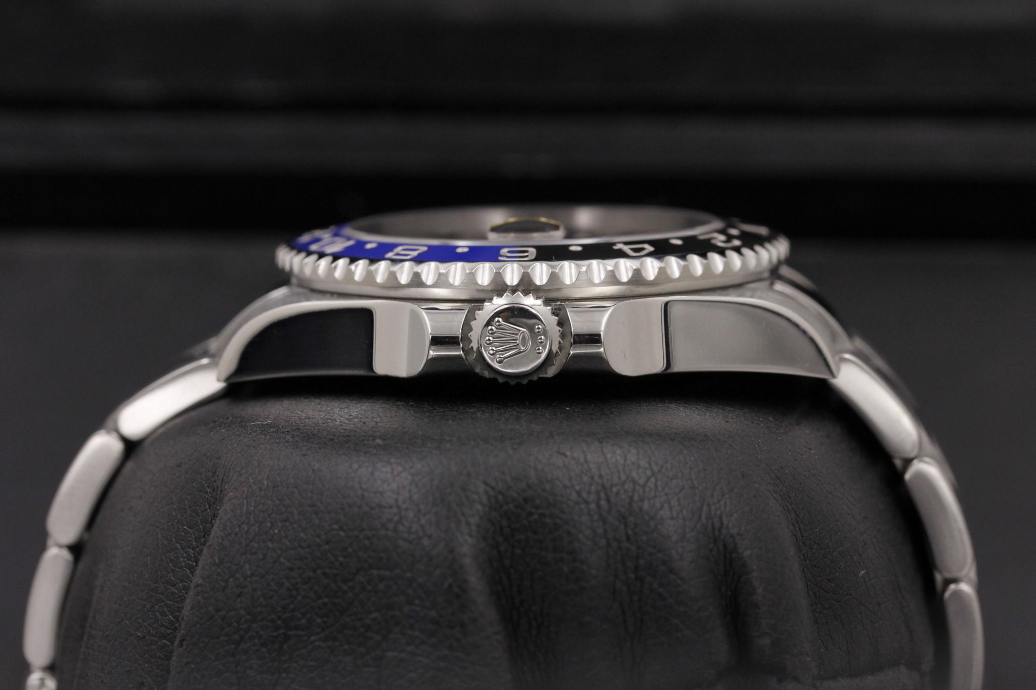 Watch Image 3