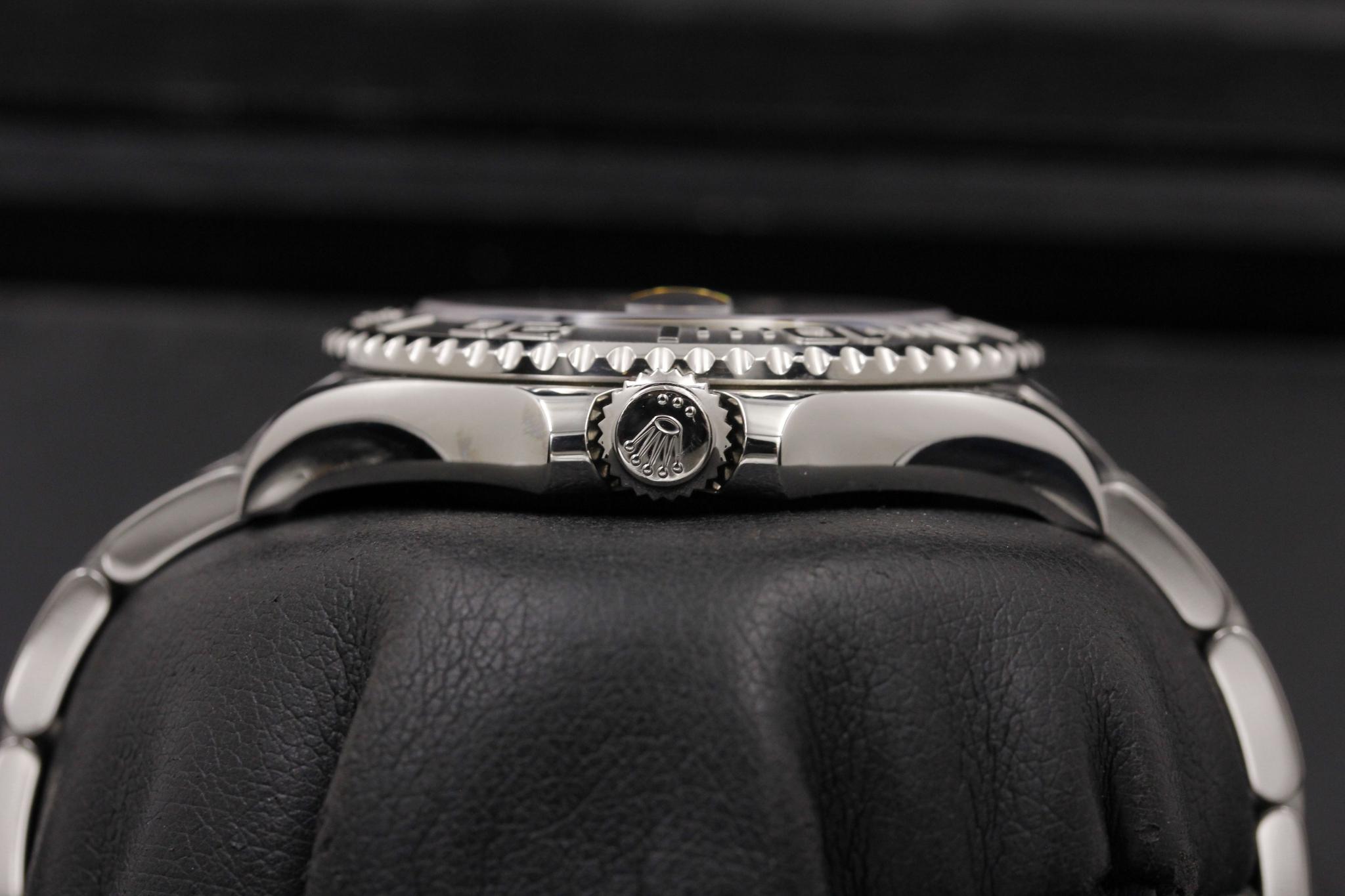 Watch Image 3