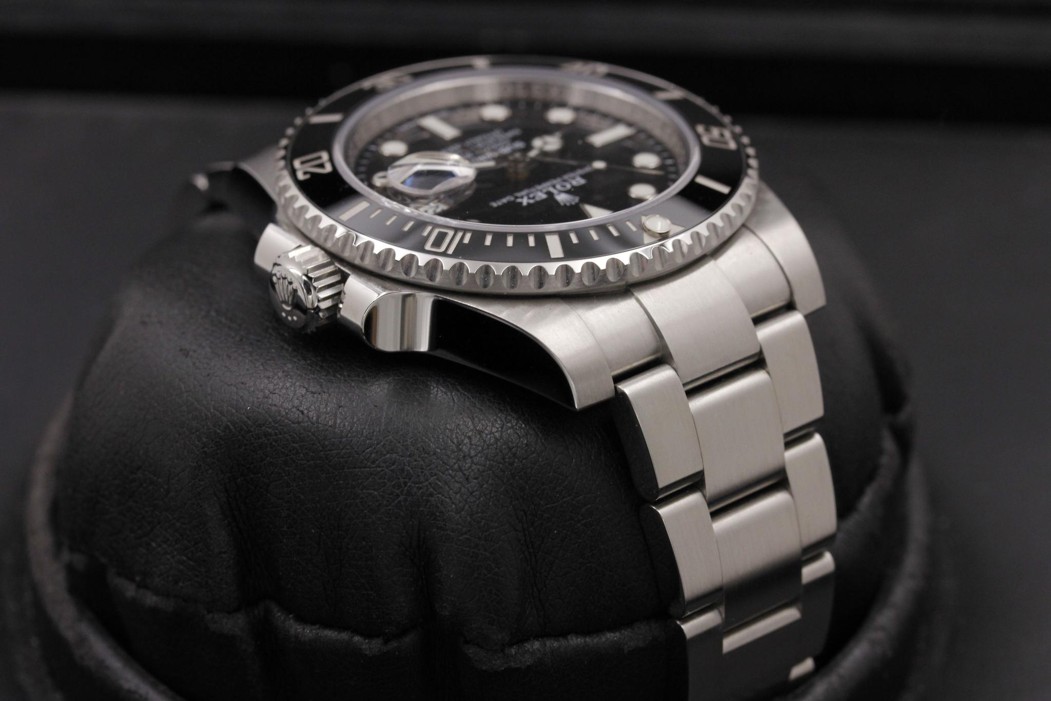 Watch Image 4
