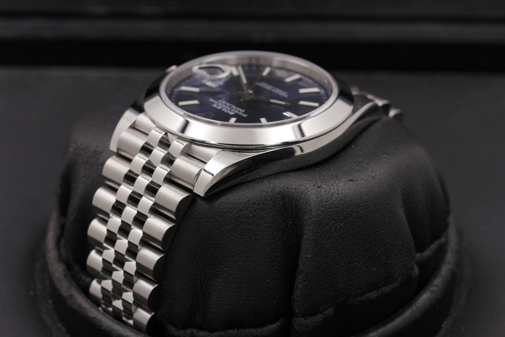 Watch Image 5