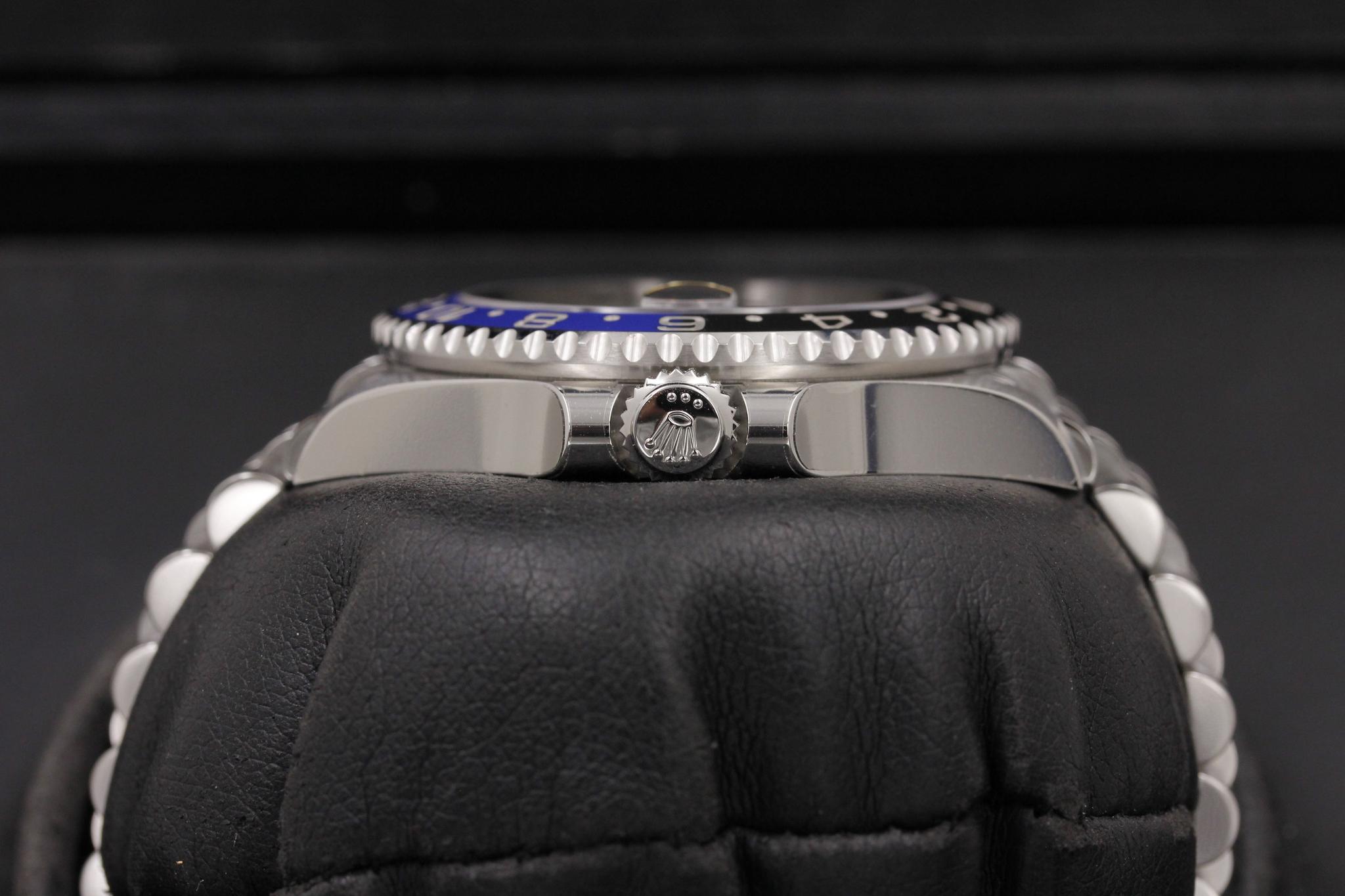 Watch Image 3