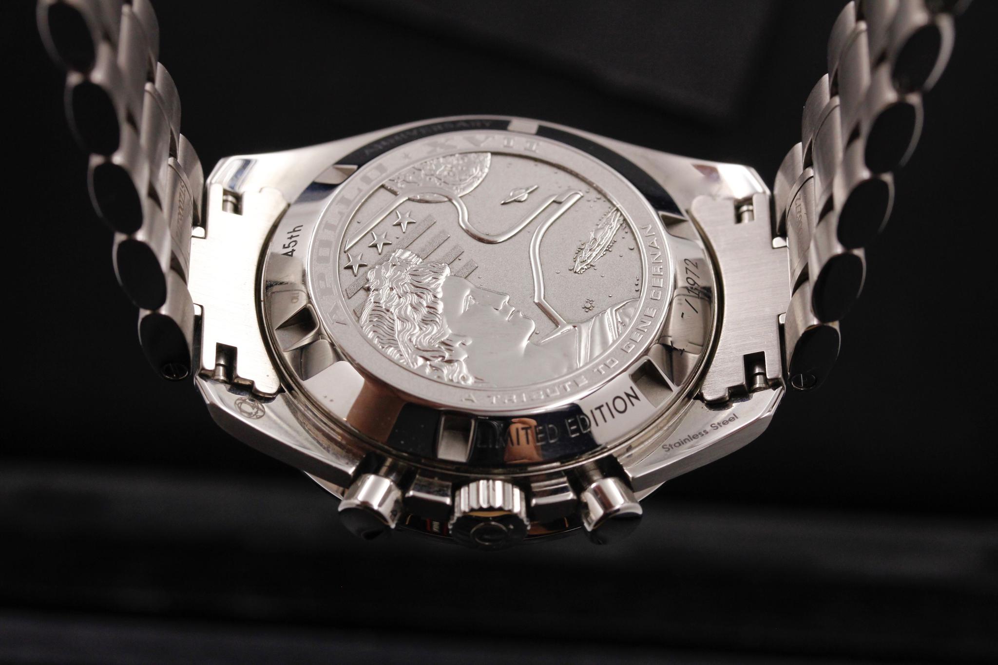 Watch Image 7
