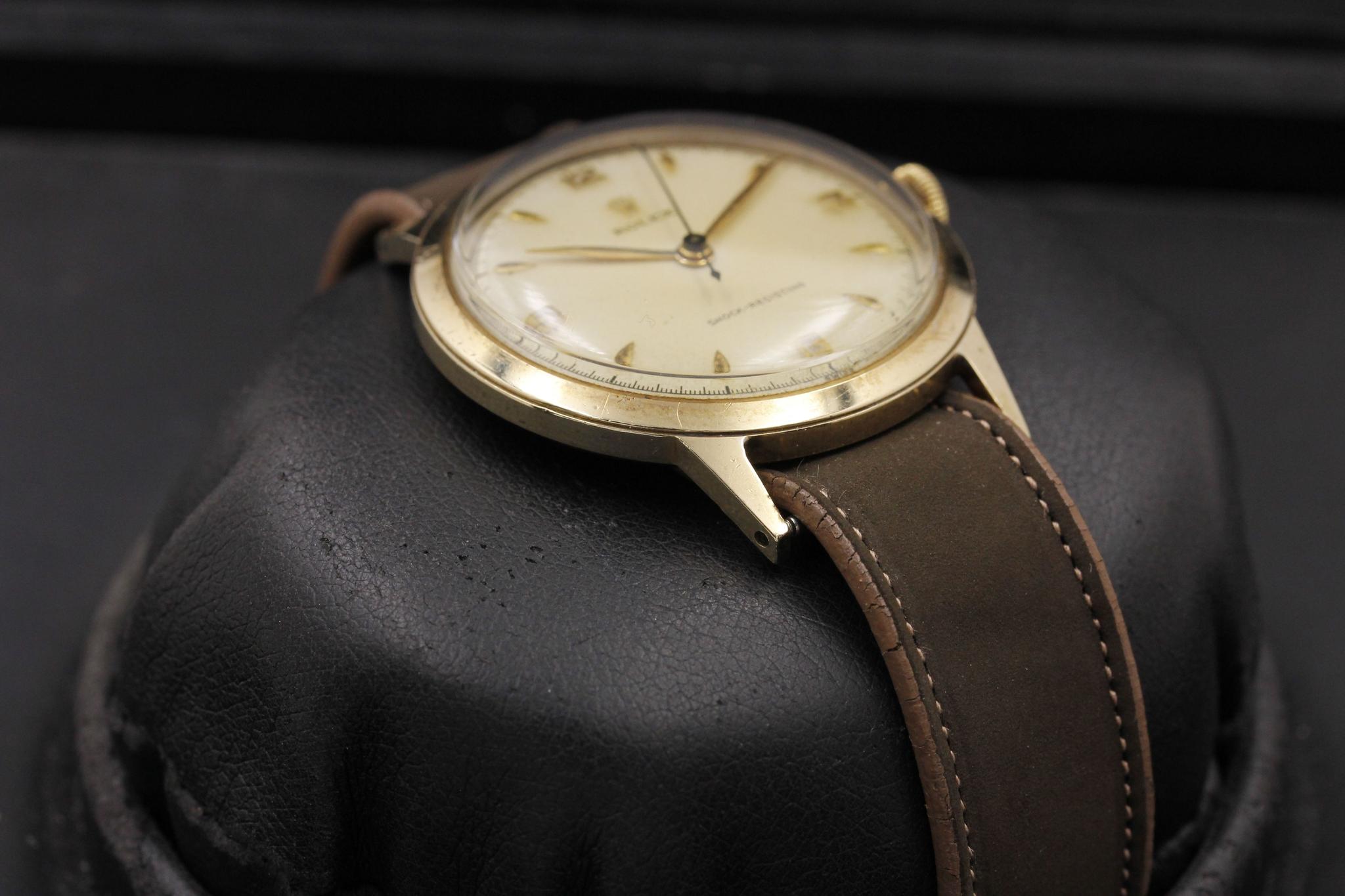 Watch Image 7