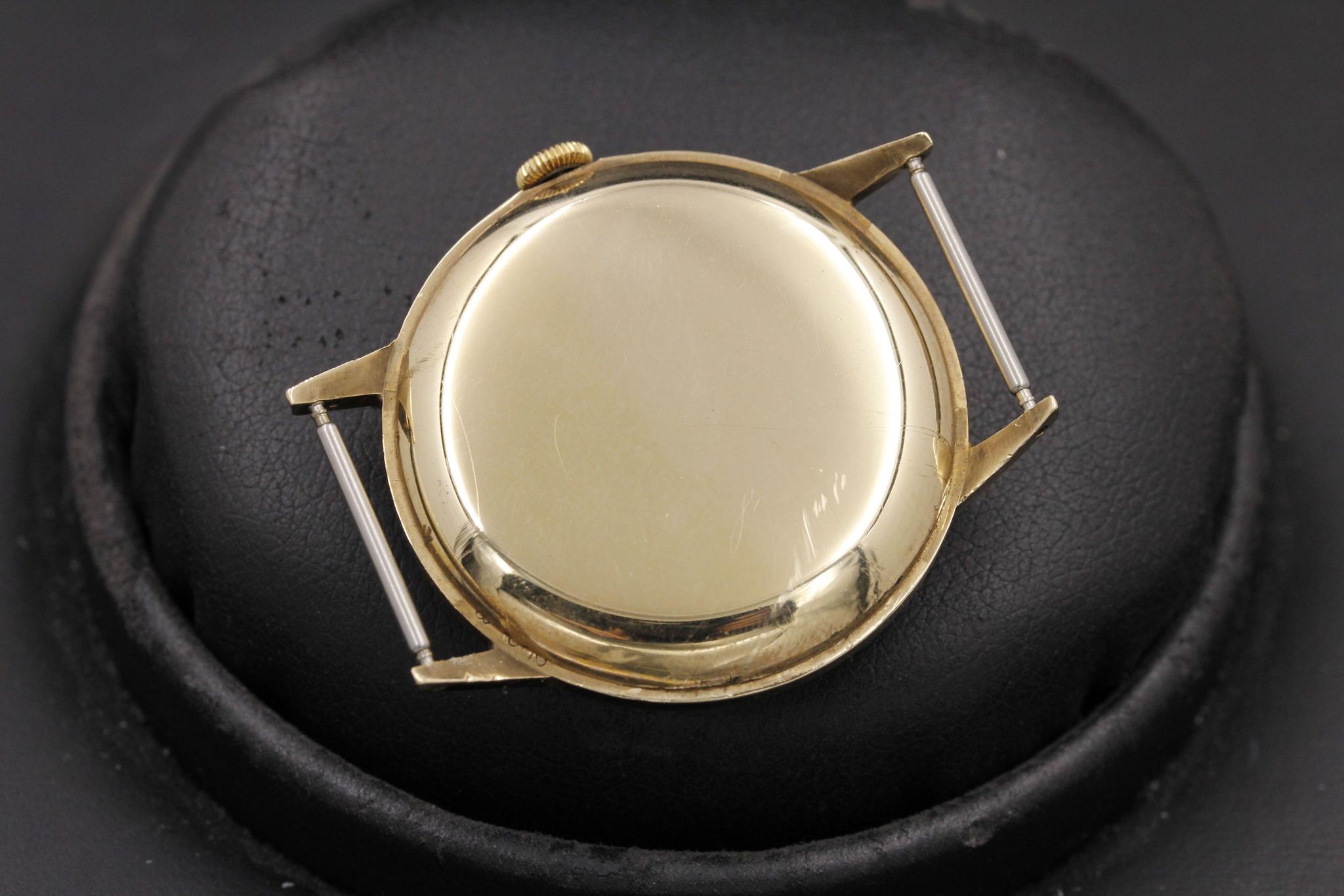 Watch Image 10