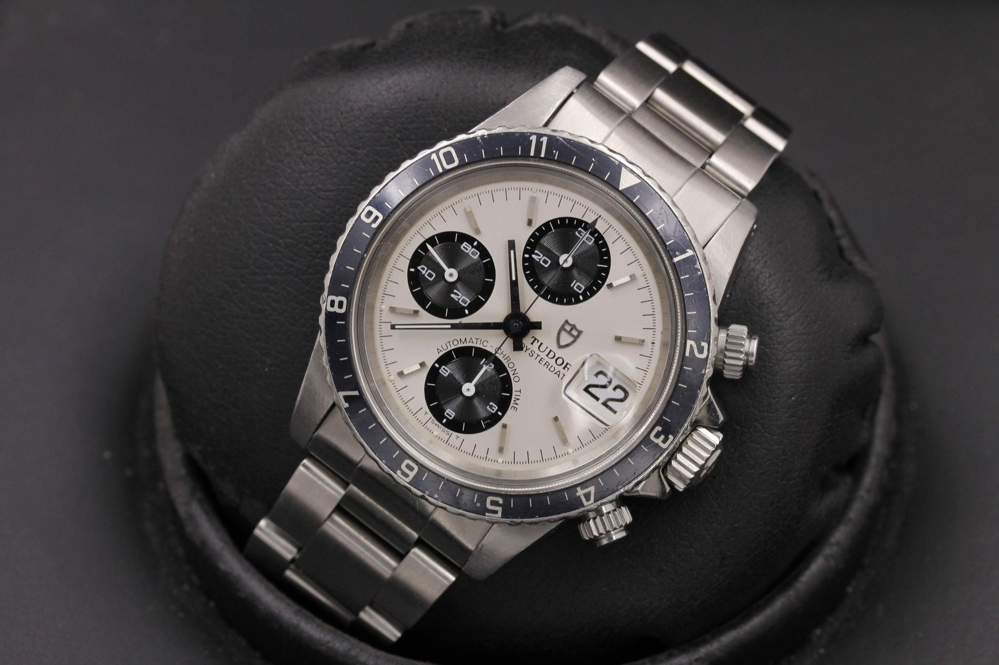 Watch Image 13