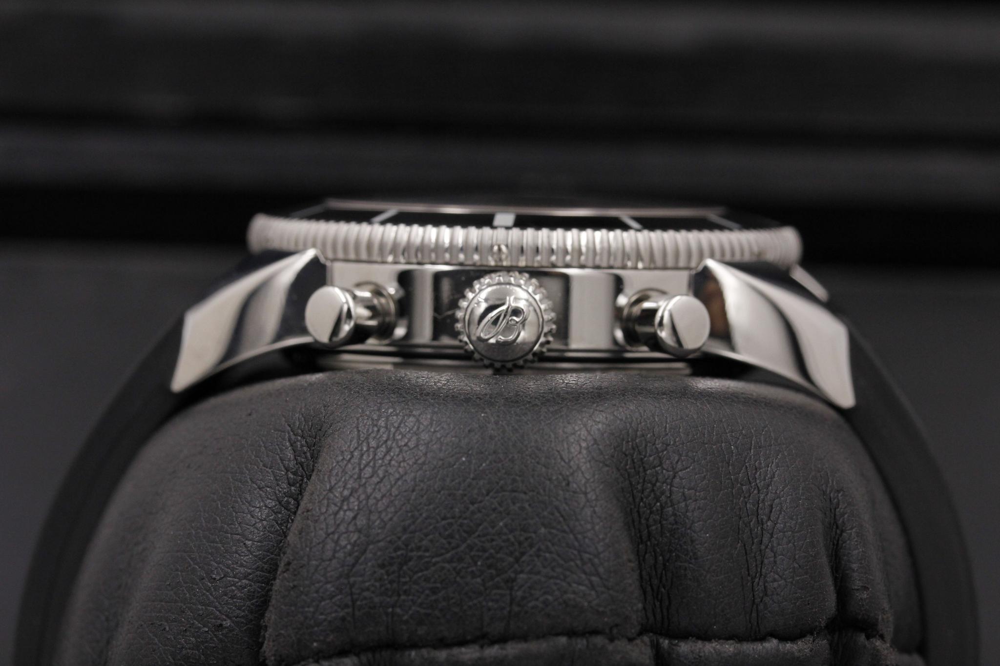 Watch Image 3