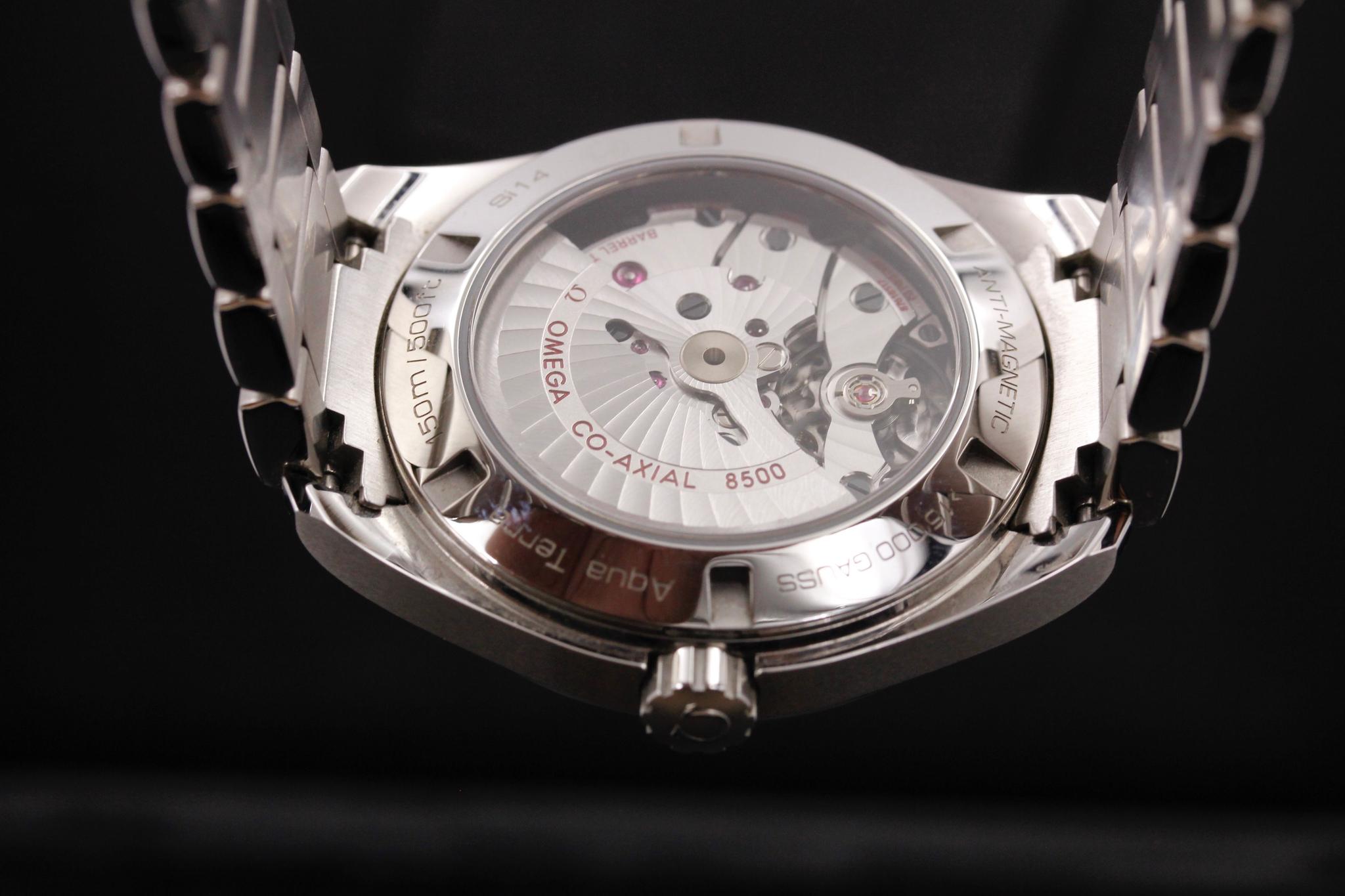 Watch Image 7