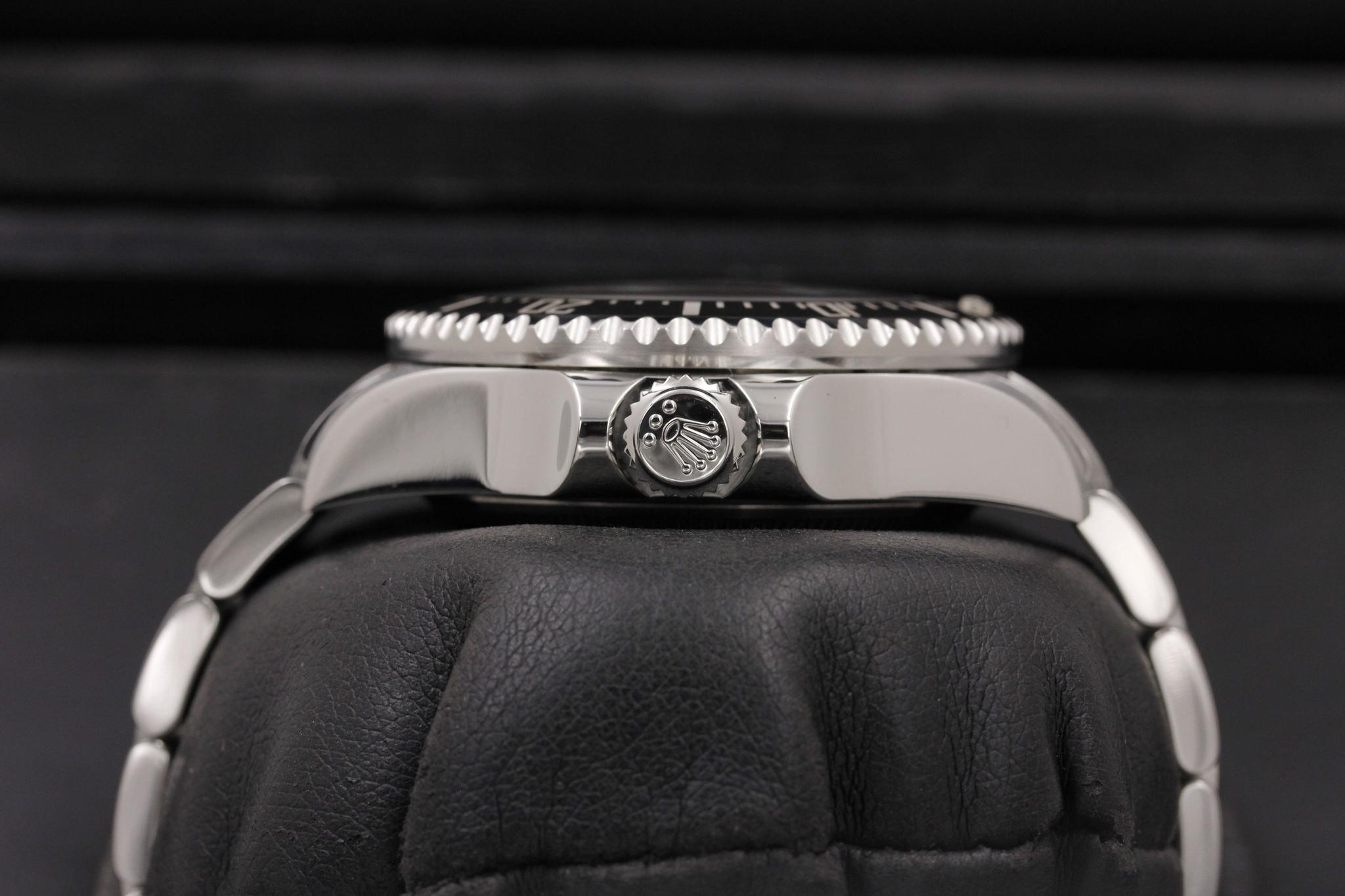 Watch Image 3