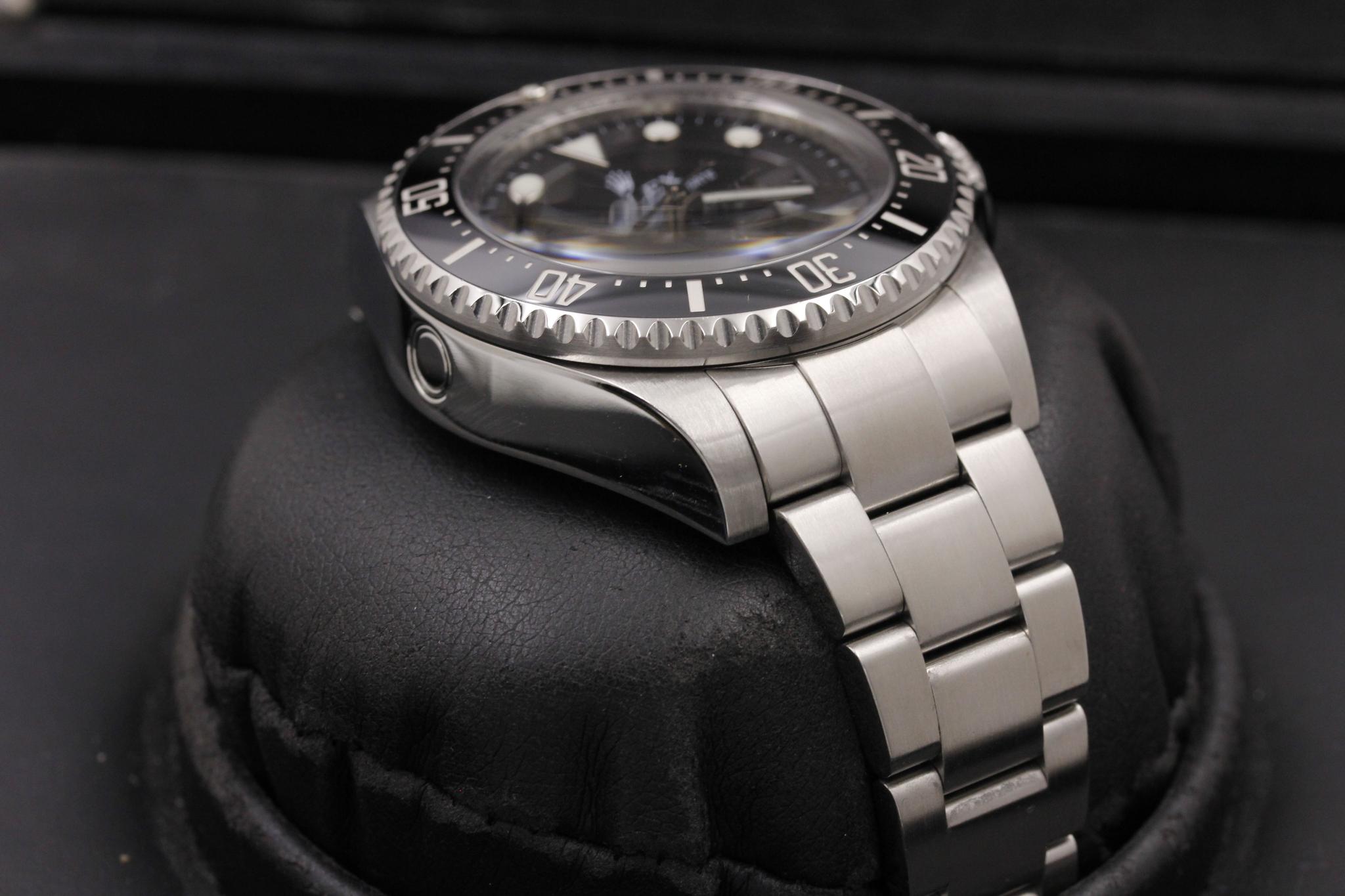 Watch Image 6
