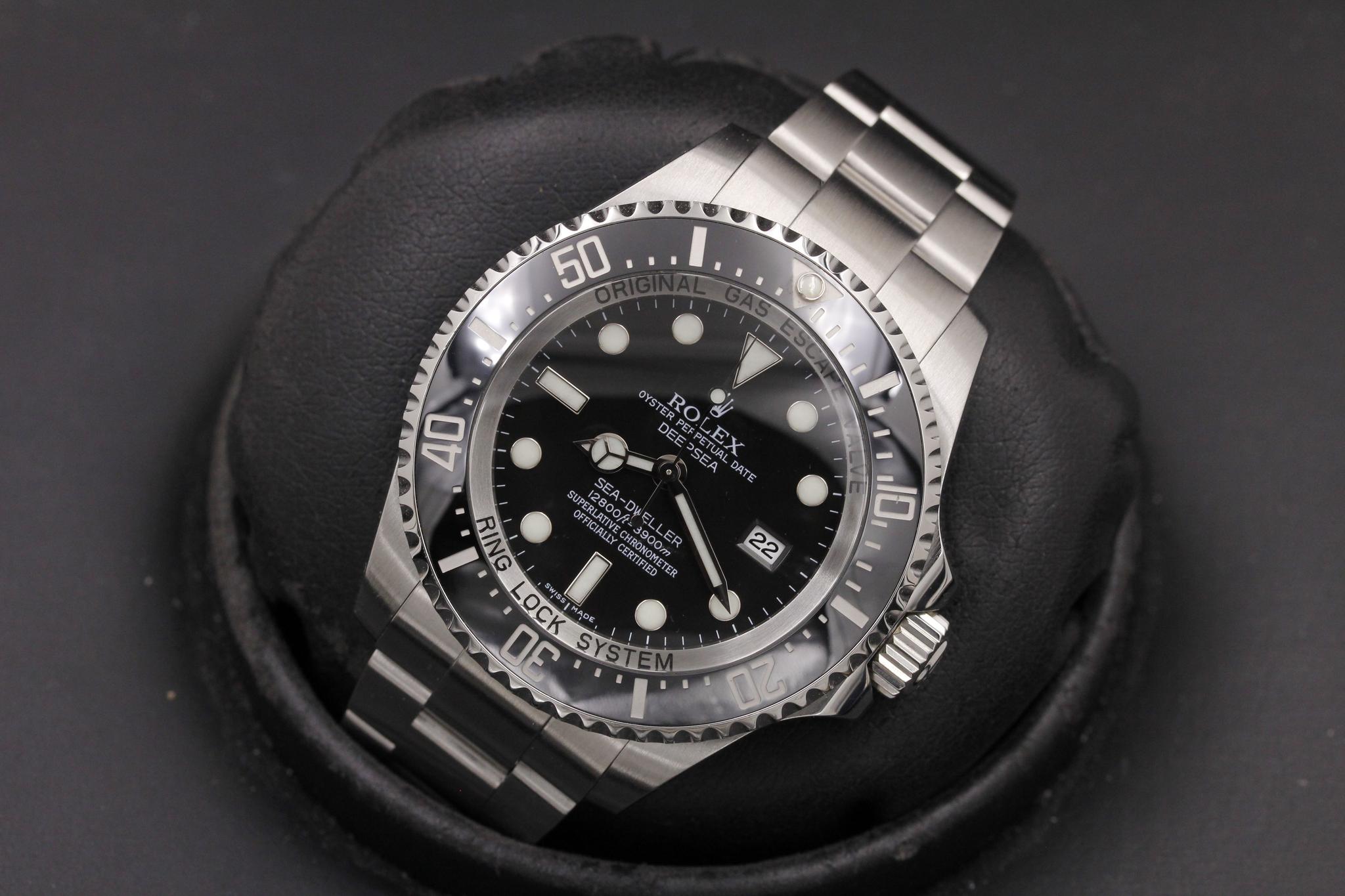 Watch Image 9