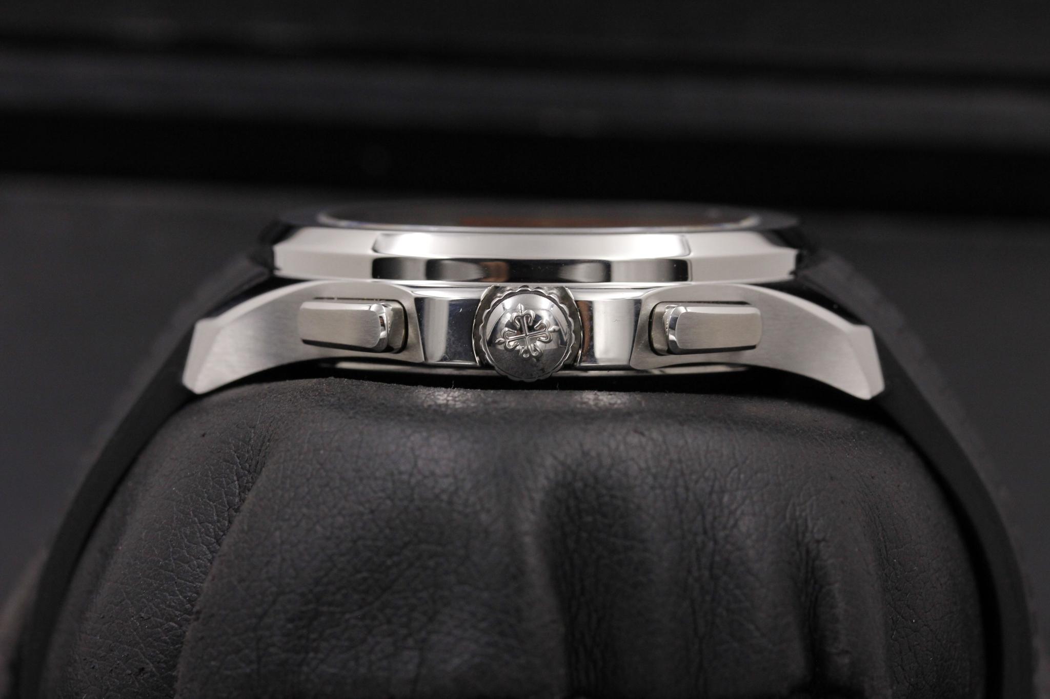 Watch Image 3
