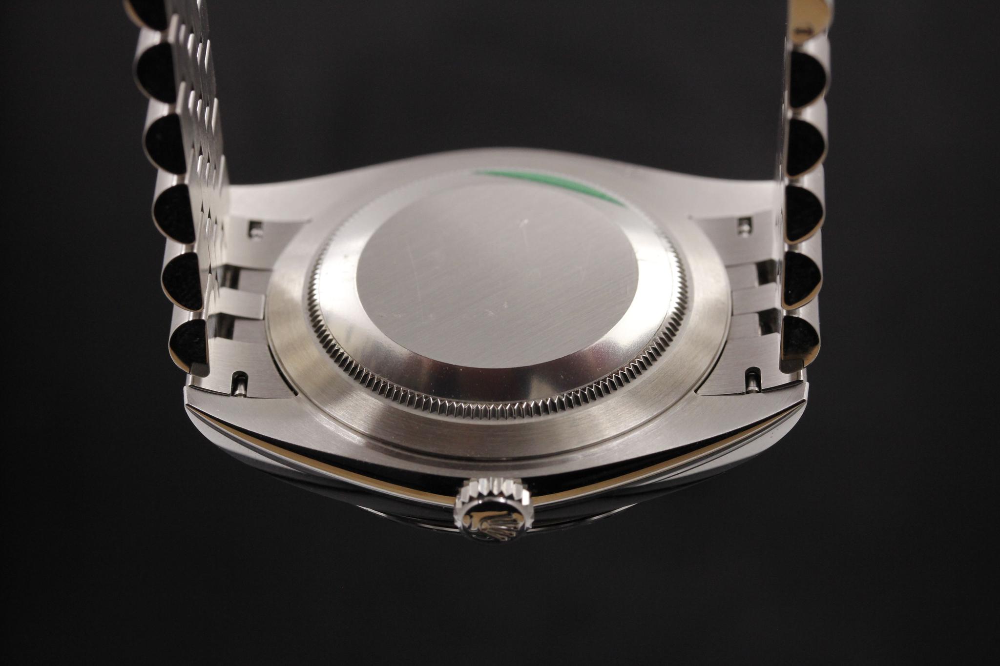 Watch Image 7