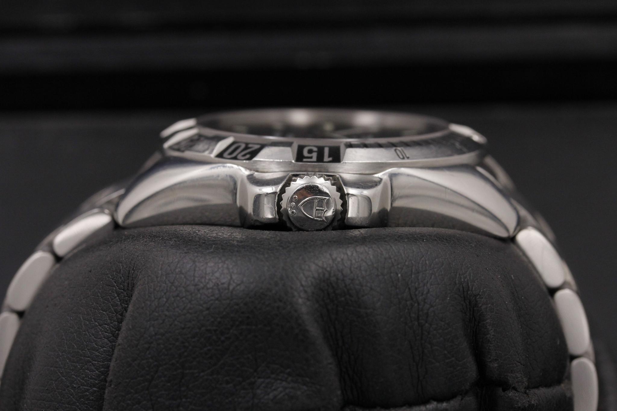 Watch Image 3