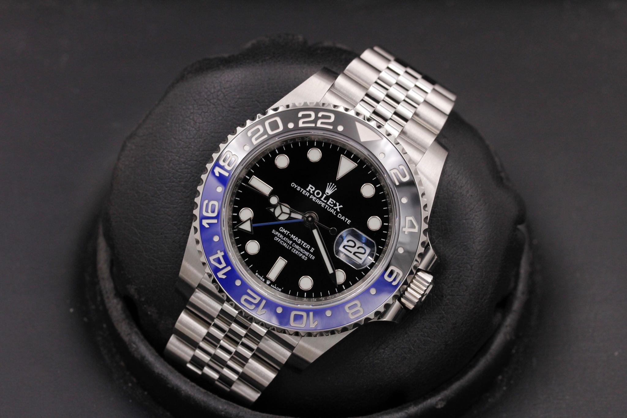 Watch Image 8