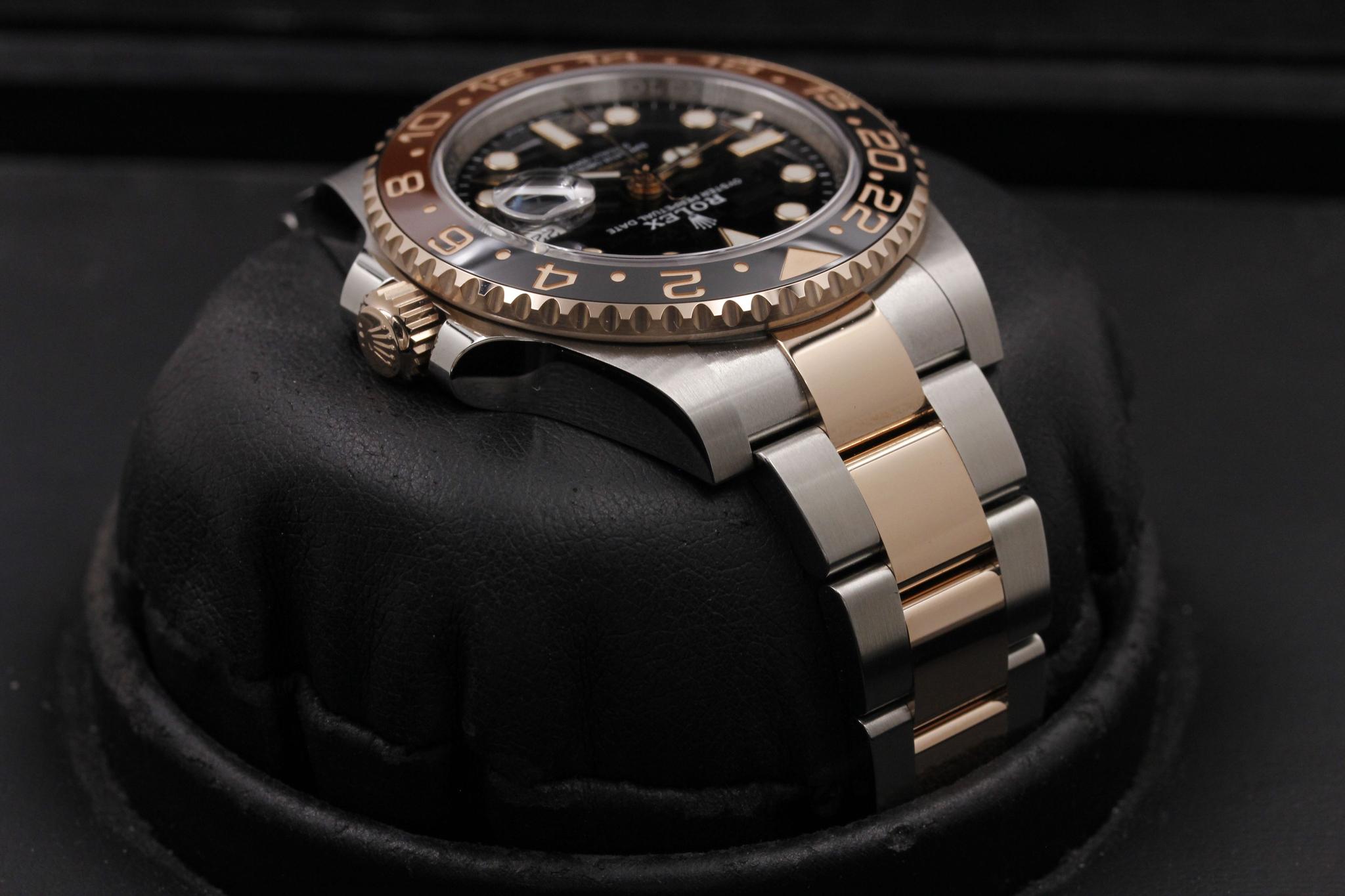 Watch Image 4