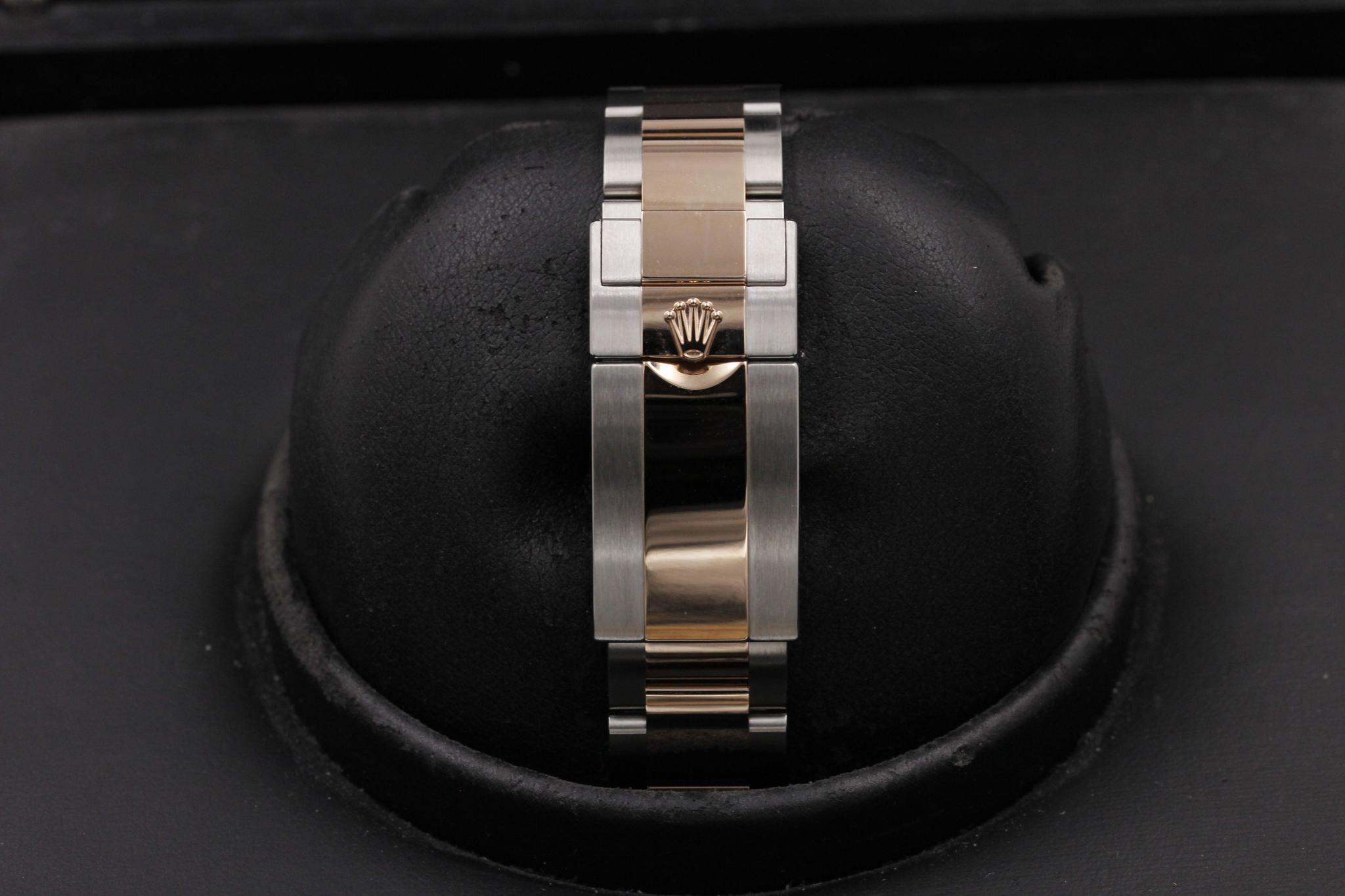Watch Image 8