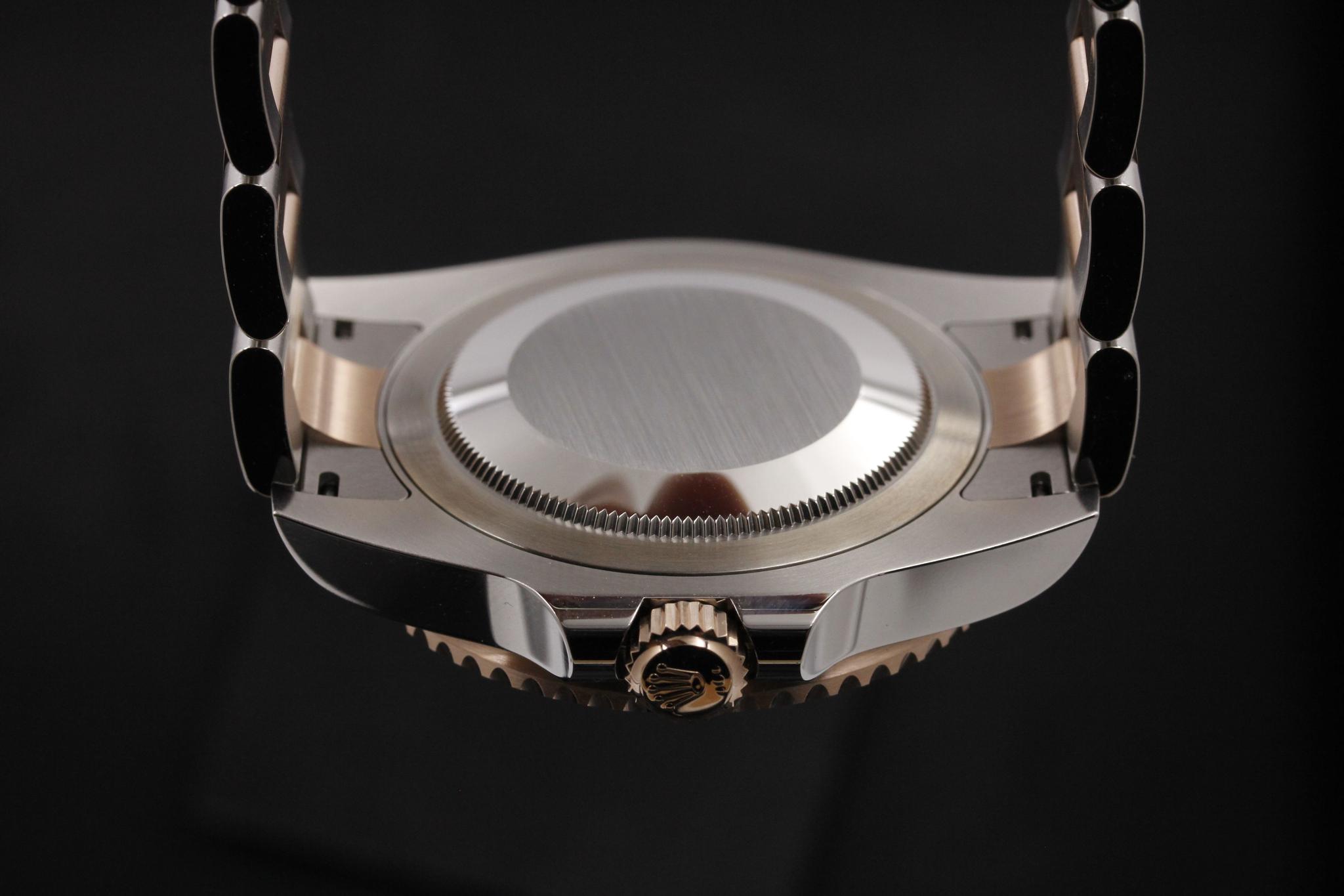 Watch Image 7